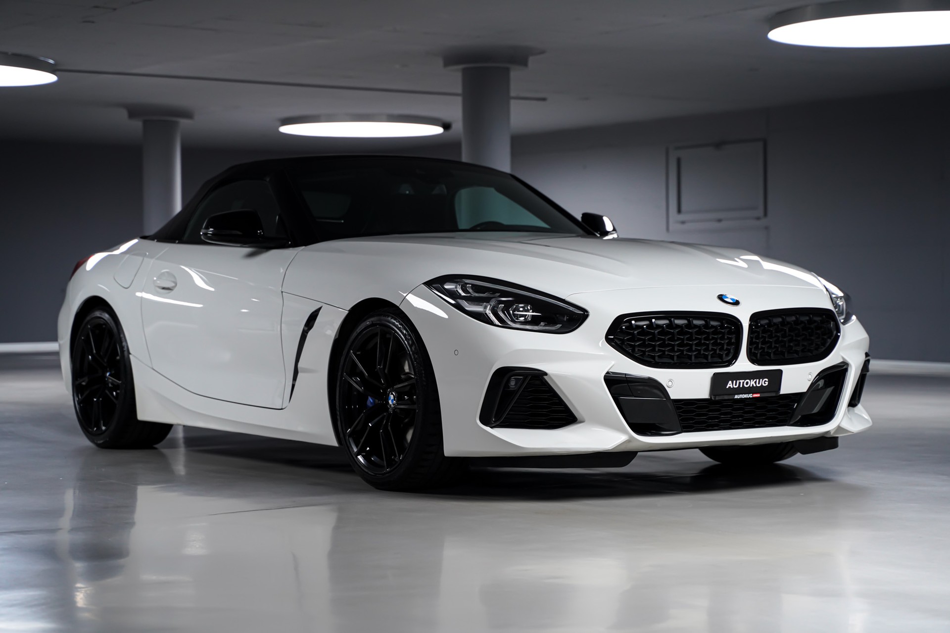BMW Z4 M40i Steptronic-showroom-element-2