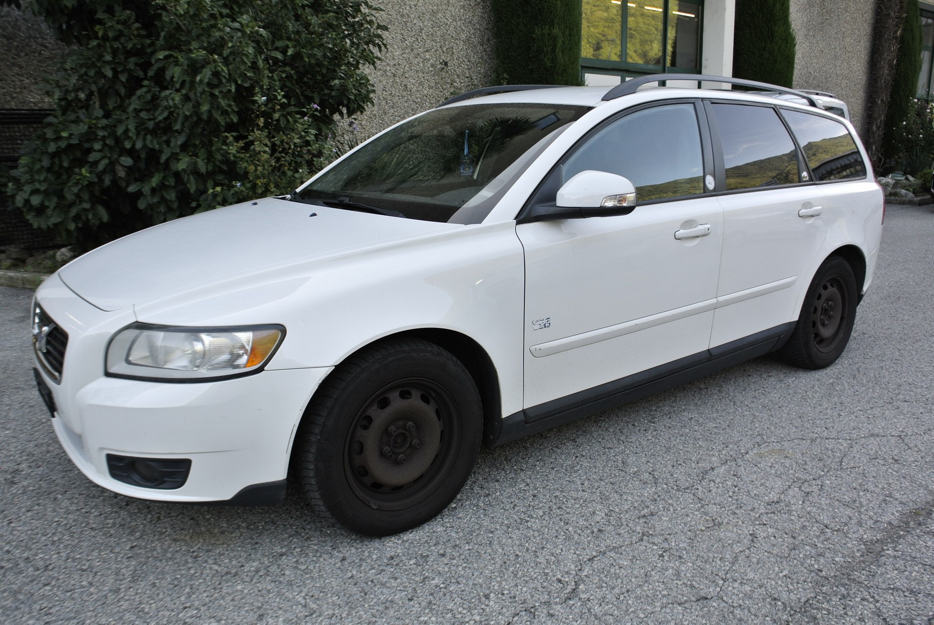 VOLVO V50 1.6-showroom-element-2