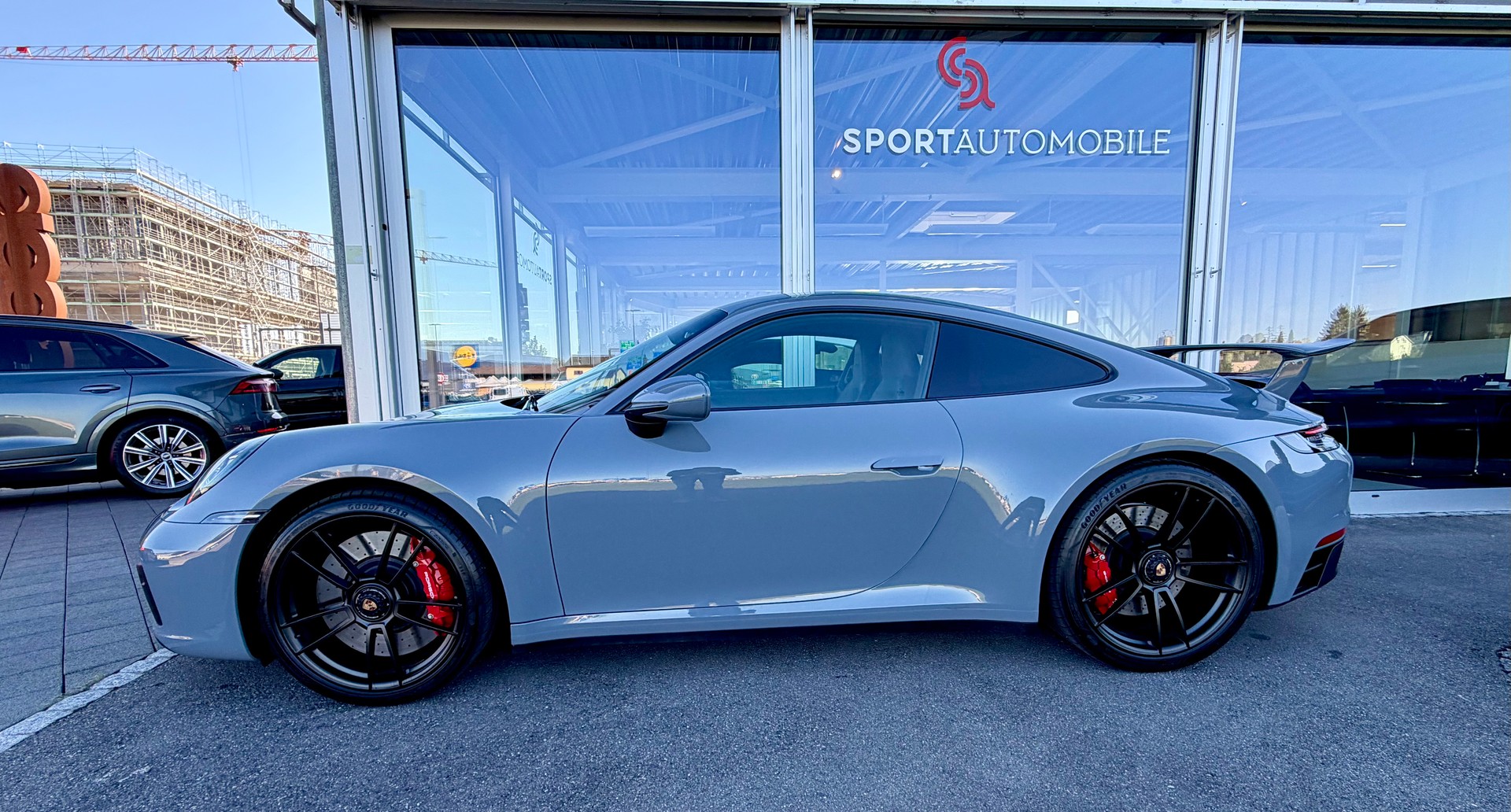 PORSCHE 911 Carrera GTS PDK *CH Auto*-image-8