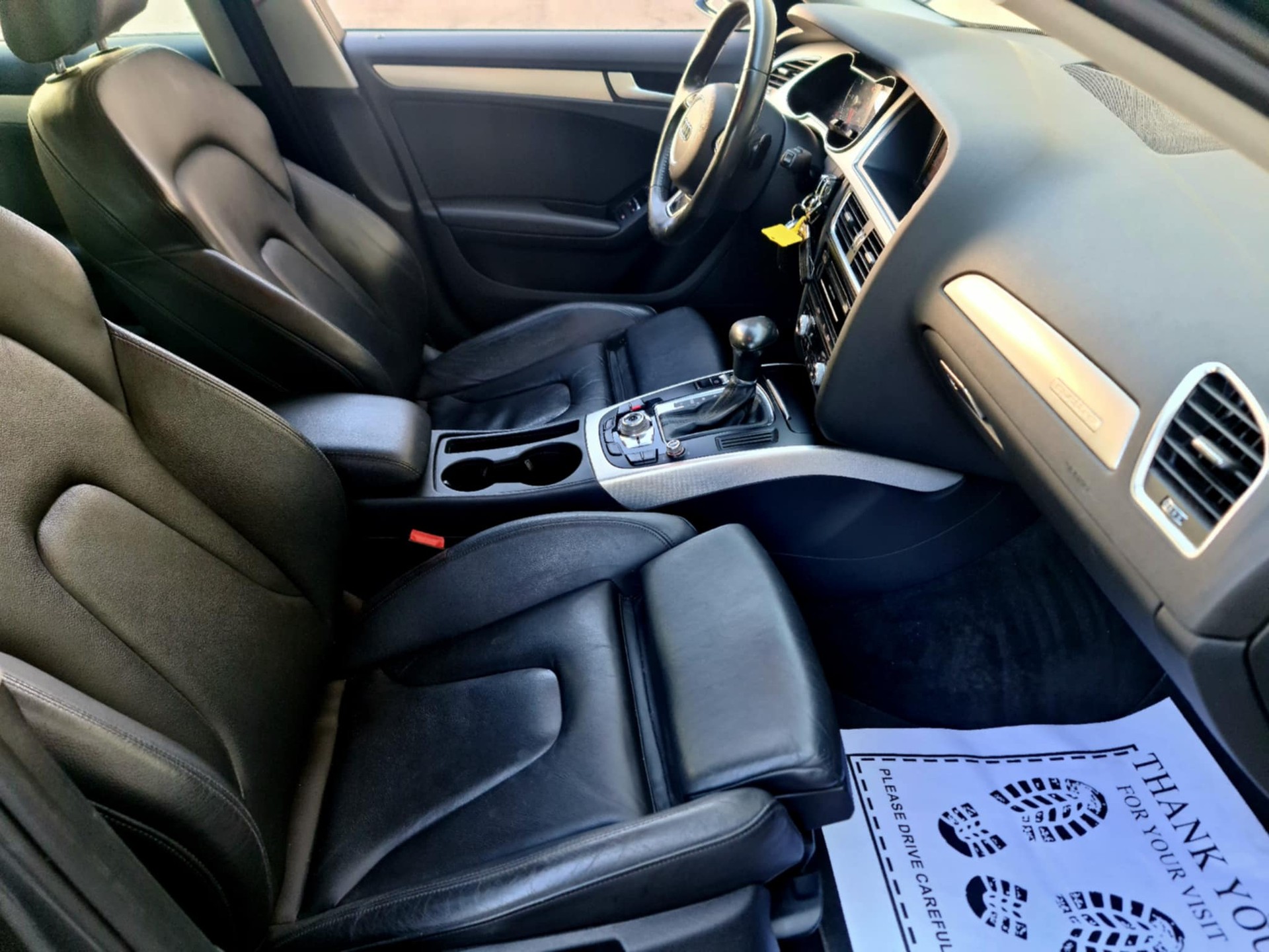 AUDI A4 Avant 2.0 TDI quattro S-tronic-image-13