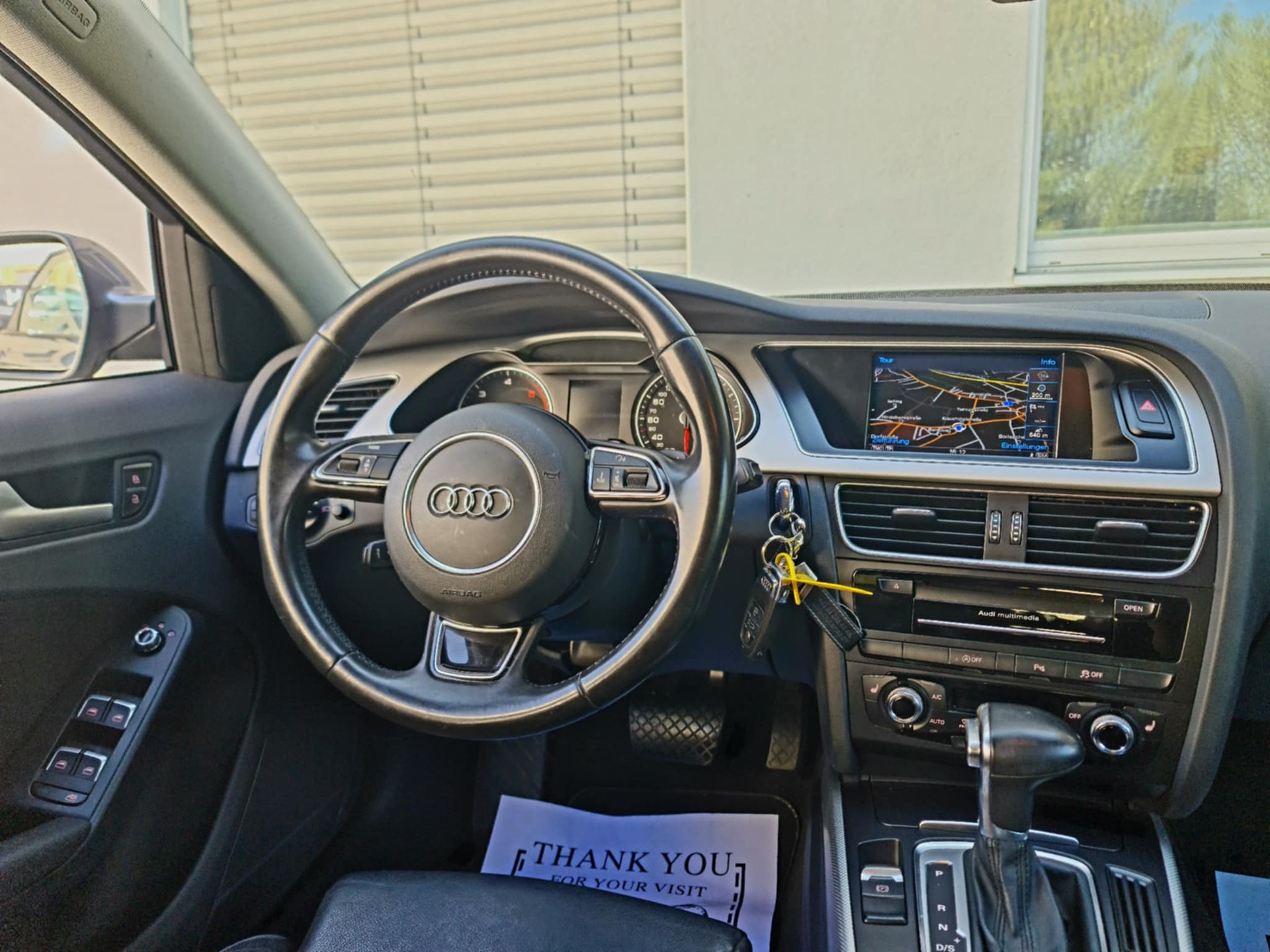 AUDI A4 Avant 2.0 TDI quattro S-tronic-image-12
