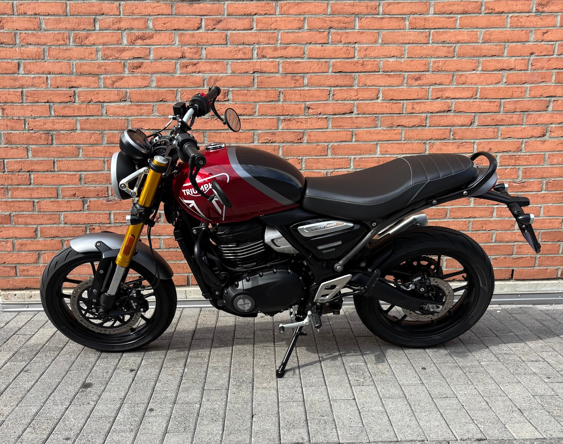 TRIUMPH Speed 400-image-4