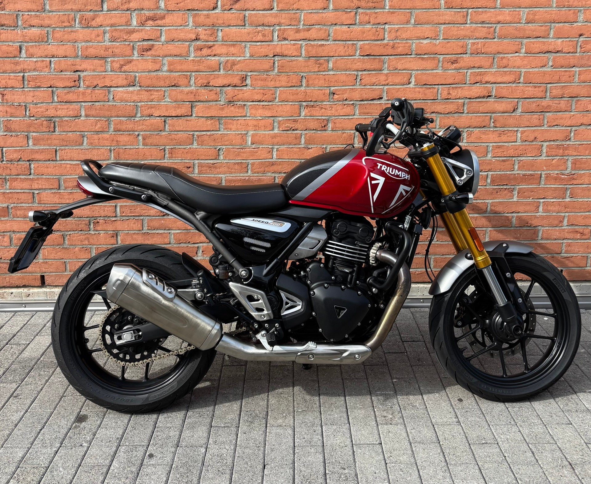 TRIUMPH Speed 400