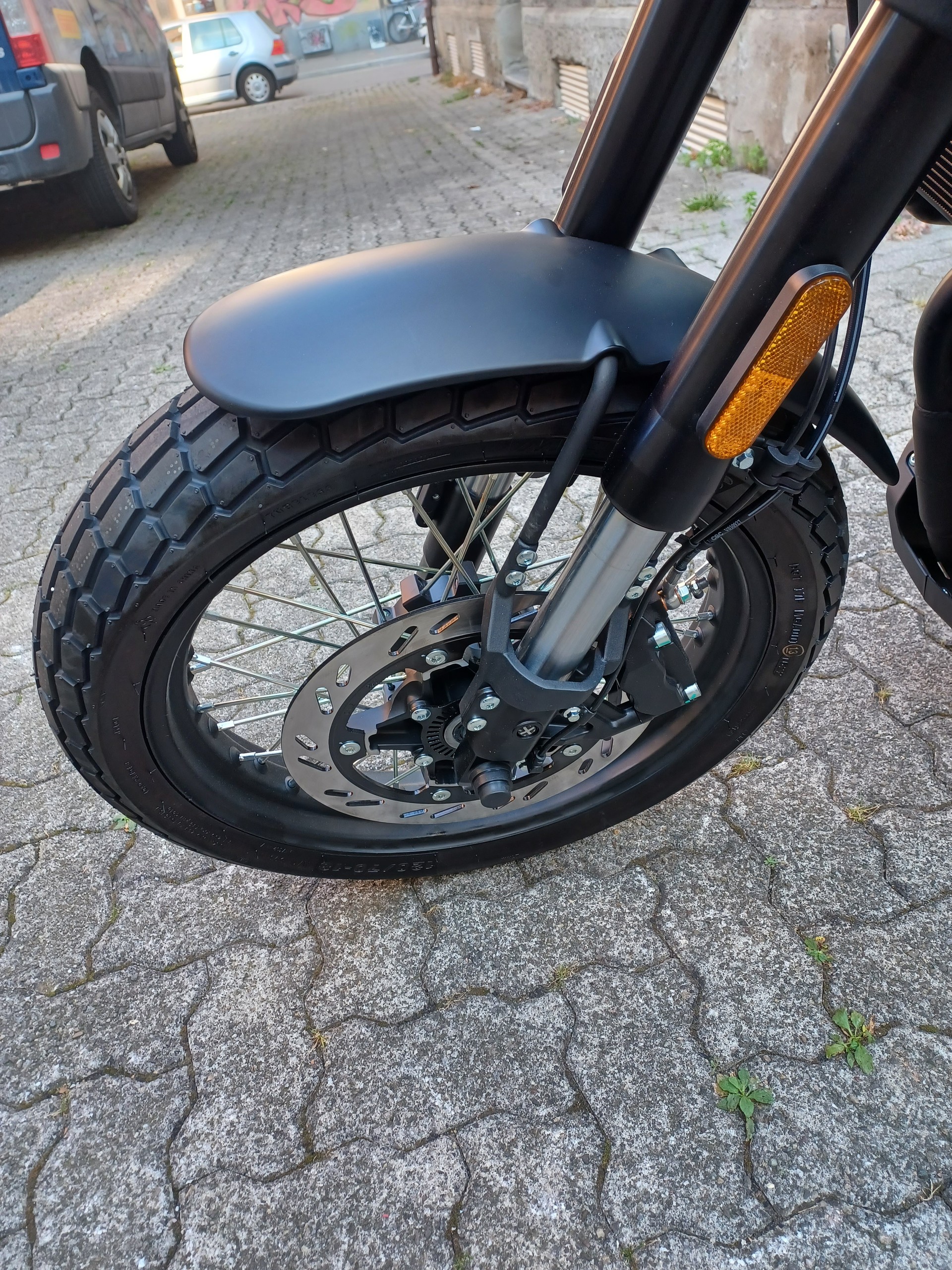 BRIXTON Crossfire 125 ABS-image-6
