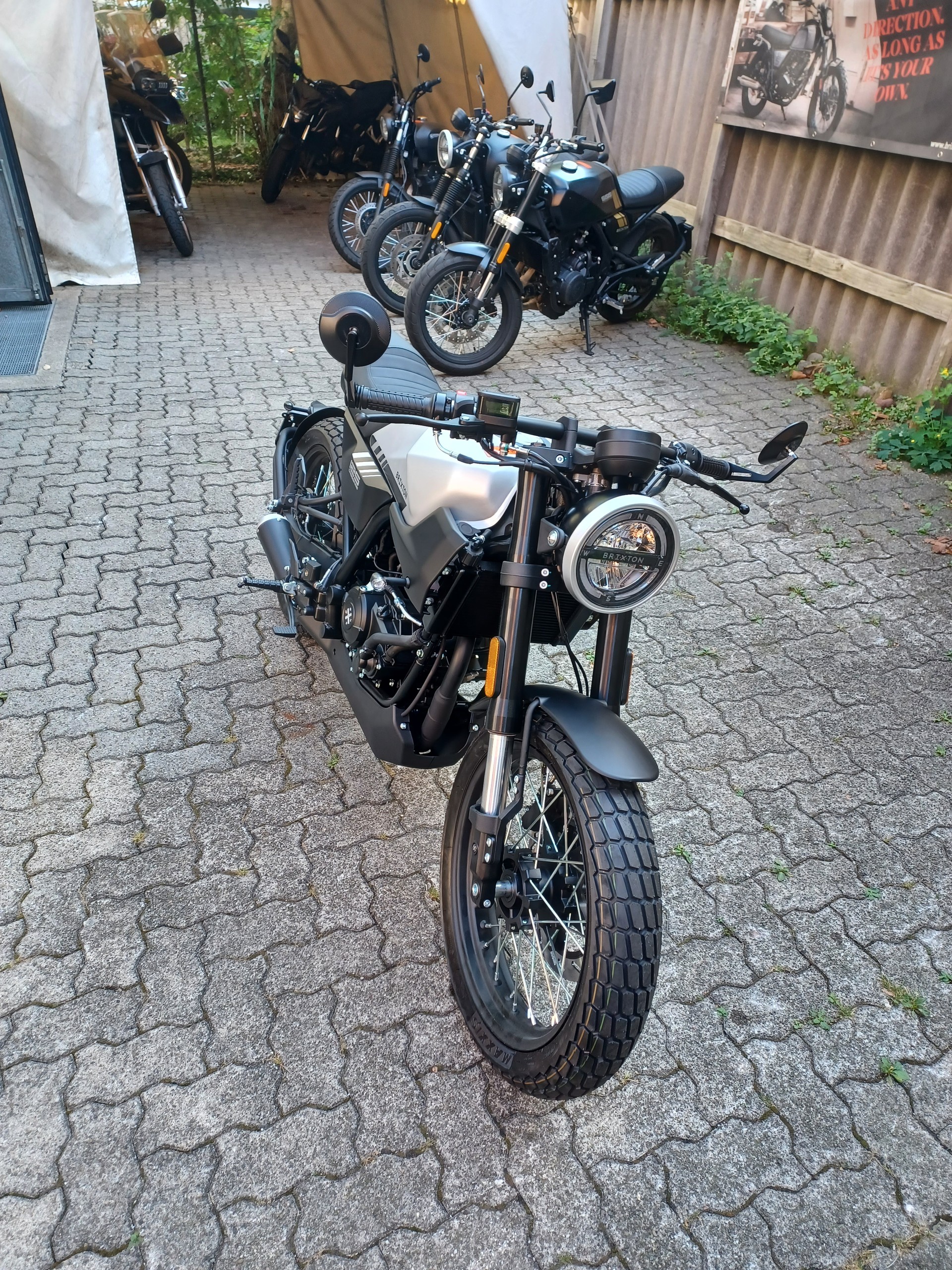 BRIXTON Crossfire 125 ABS-image-1