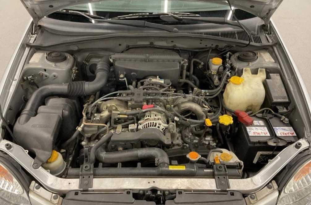 SUBARU Impreza 2.0-image-12