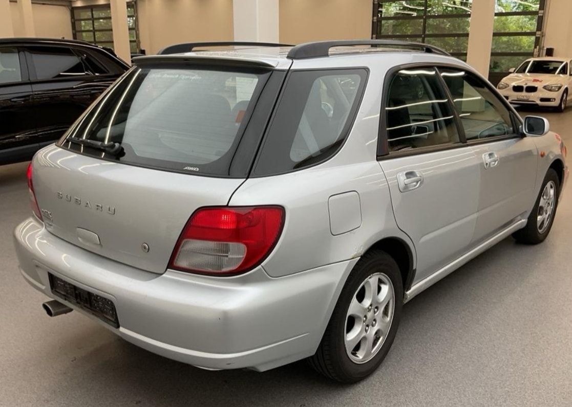 SUBARU Impreza 2.0-image-3