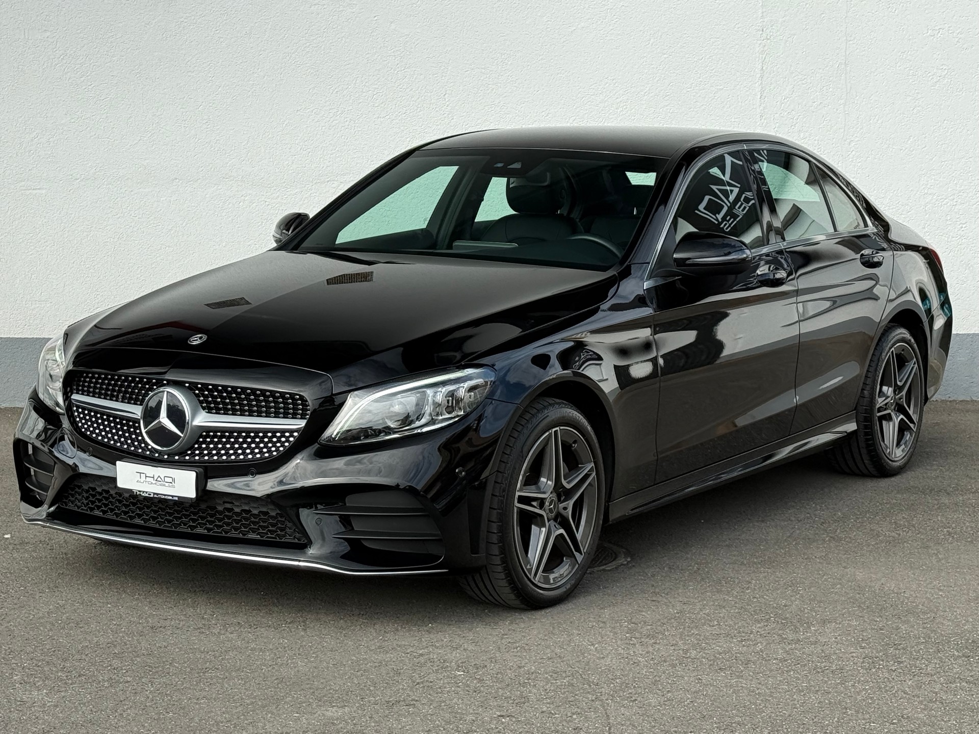MERCEDES-BENZ C 200 Swiss Star AMG Line 4Matic 9G-Tronic-showroom-element-2
