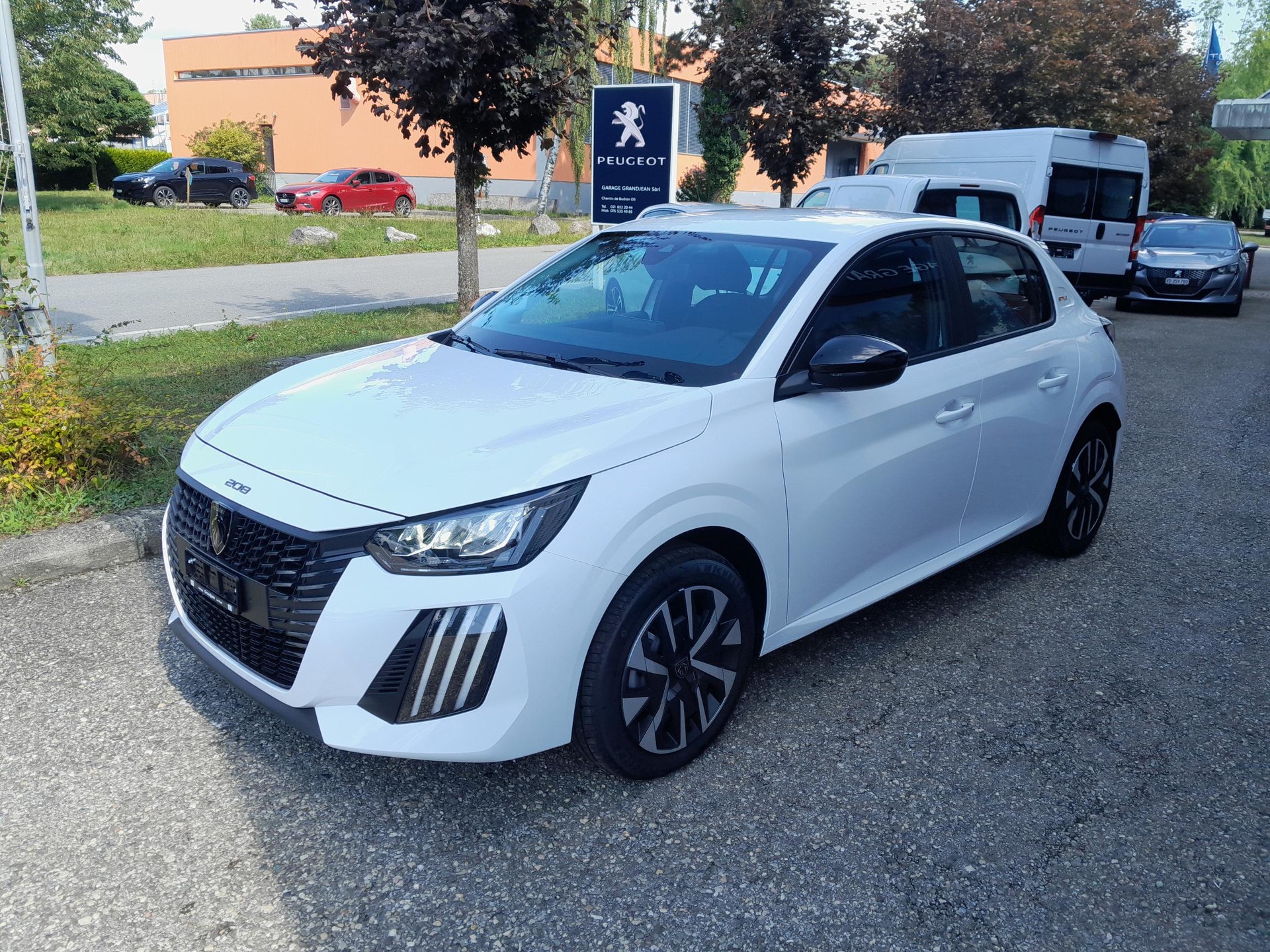 PEUGEOT 208 Elektrik 100 kW Style