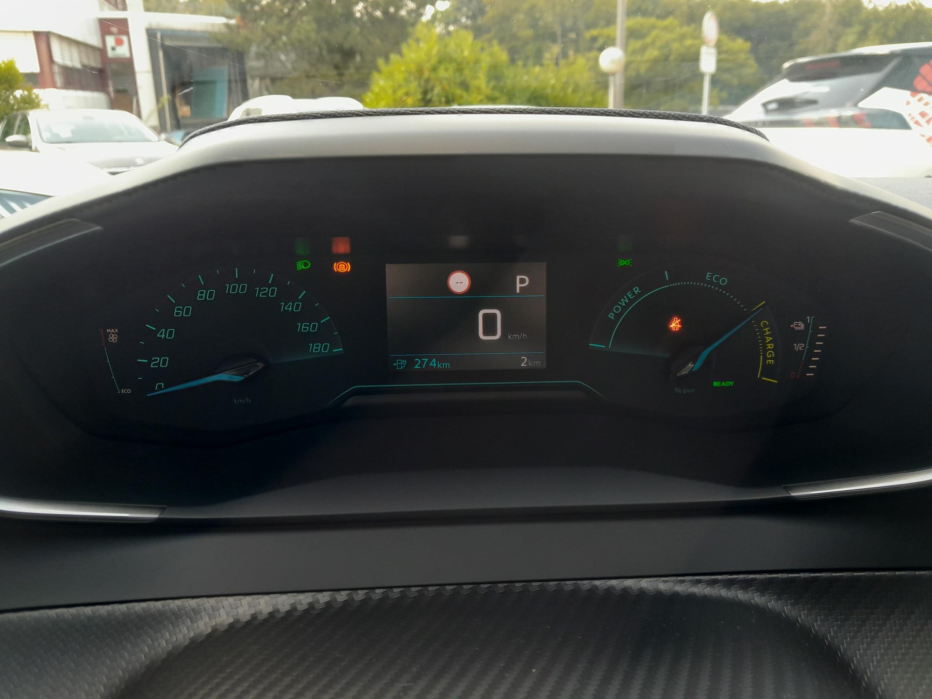 PEUGEOT 208 Elektrik 100 kW Style-image-10
