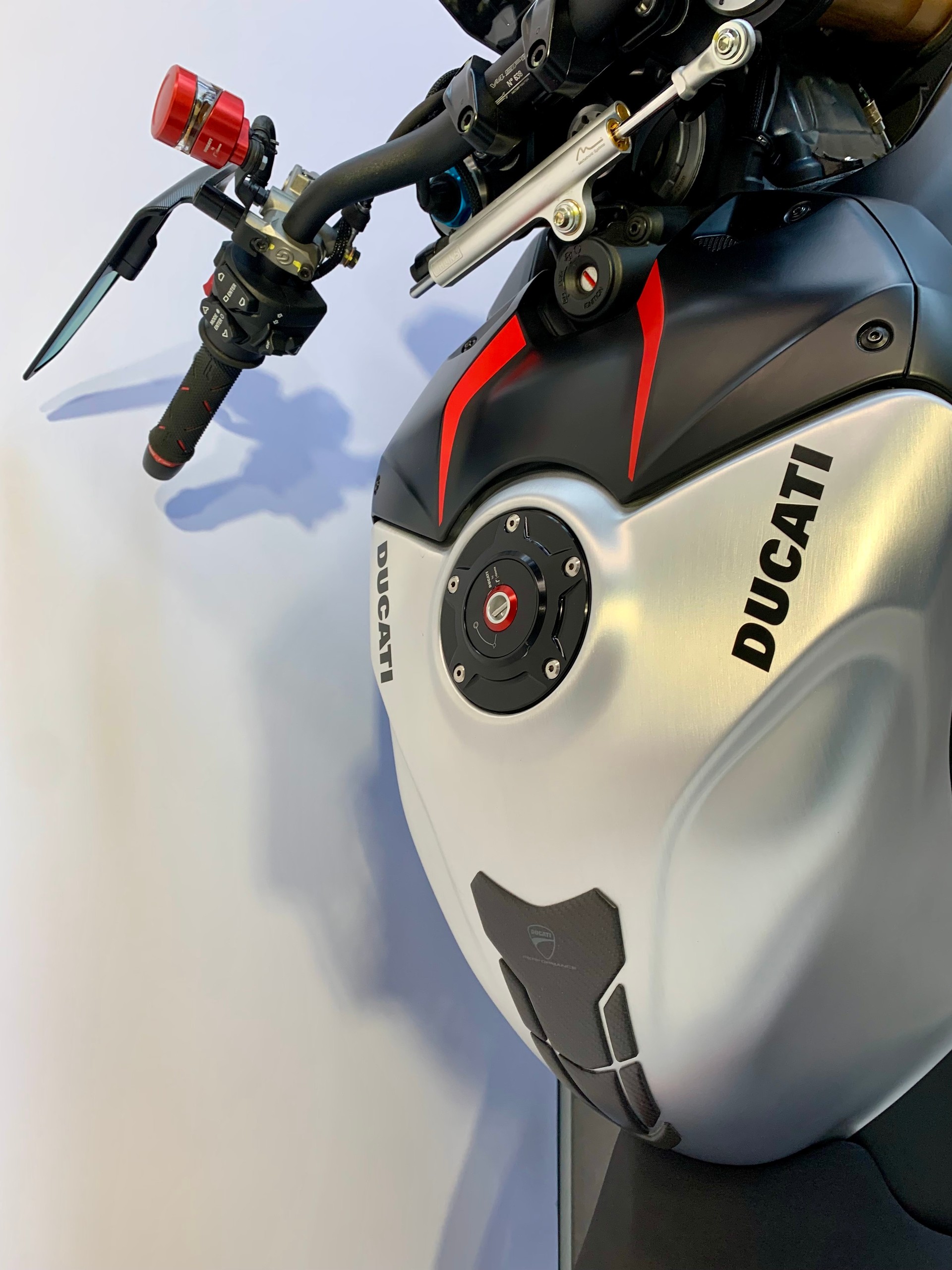 DUCATI Streetfighter V4 SP2-image-11
