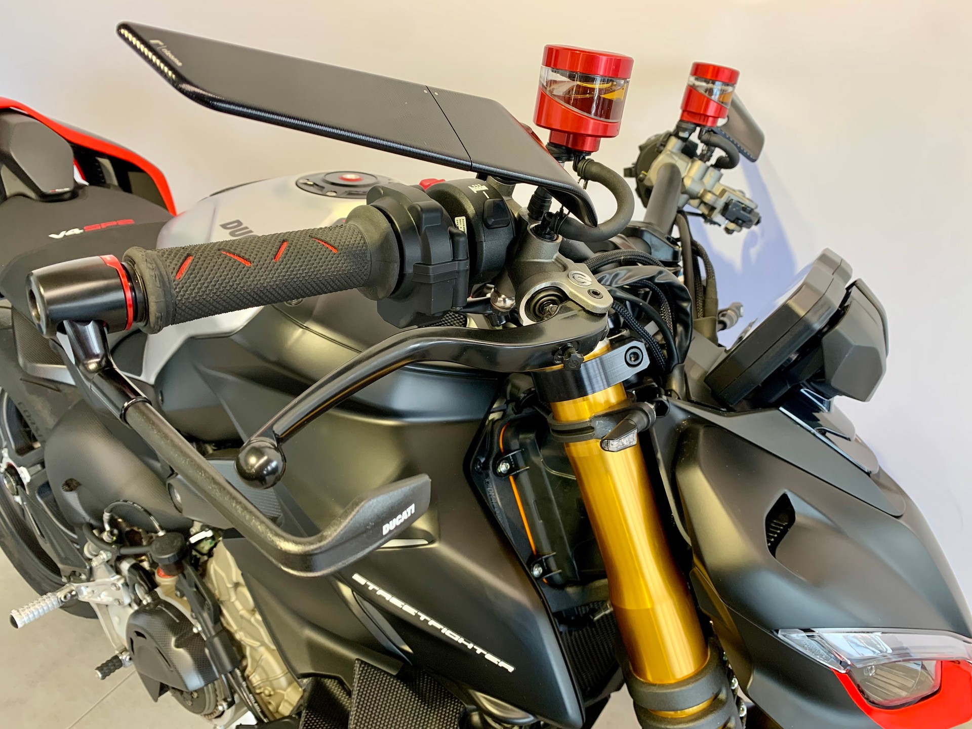 DUCATI Streetfighter V4 SP2-image-10