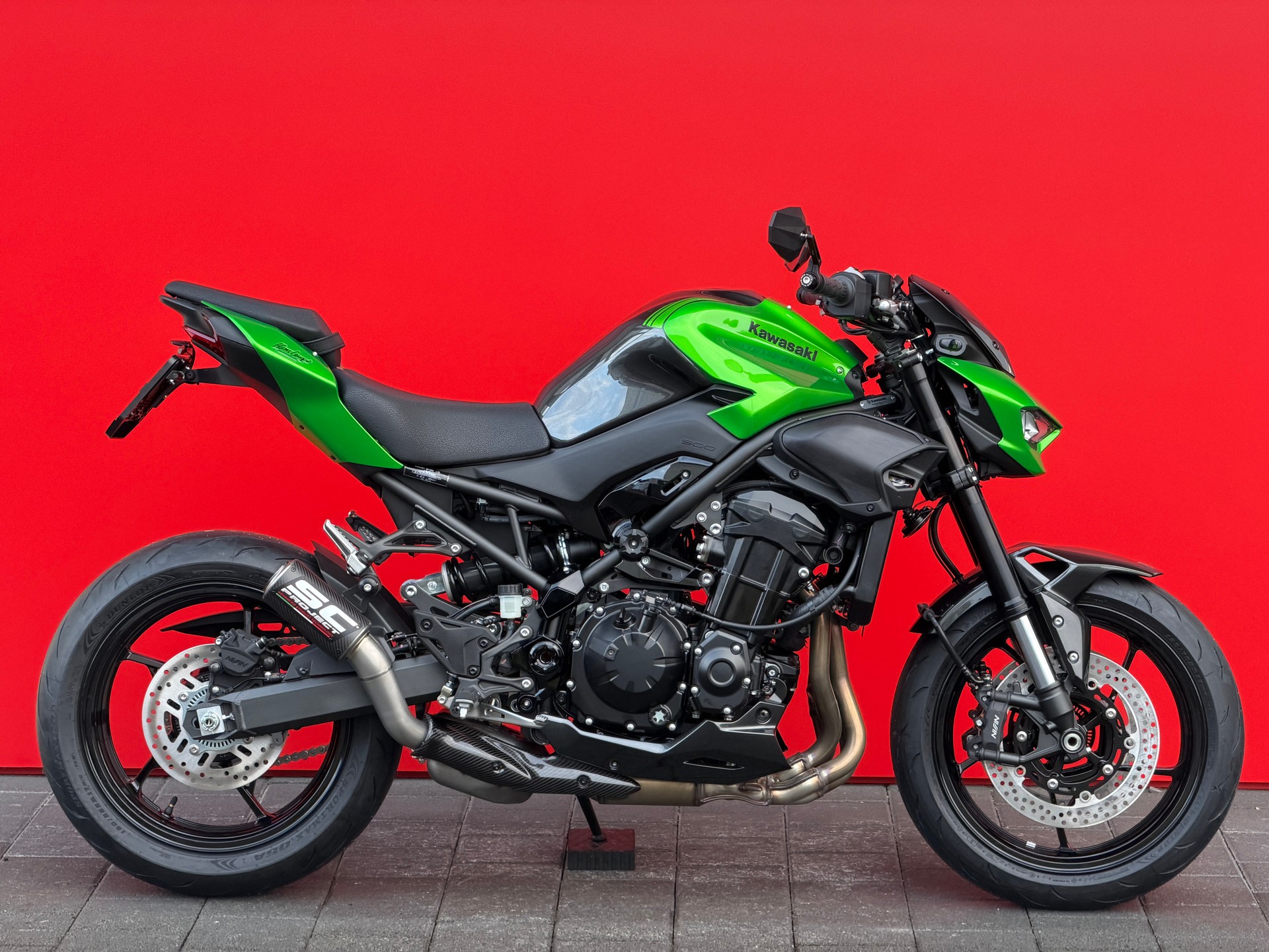 KAWASAKI Z 900-image-1