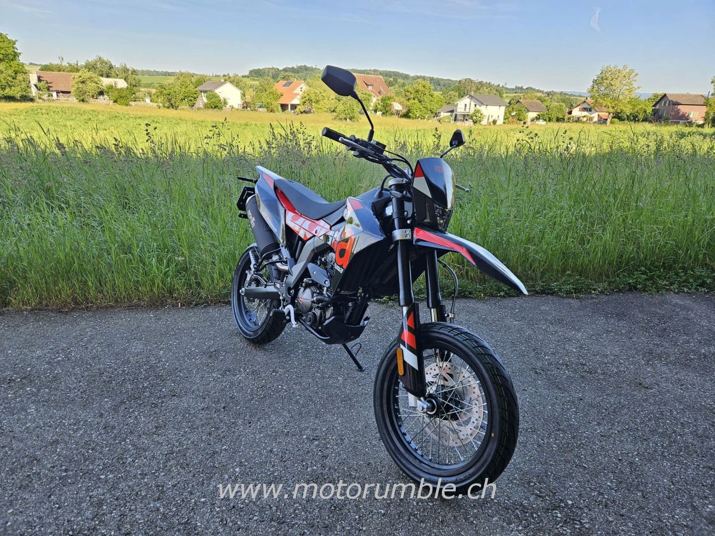 APRILIA SX125-image-1