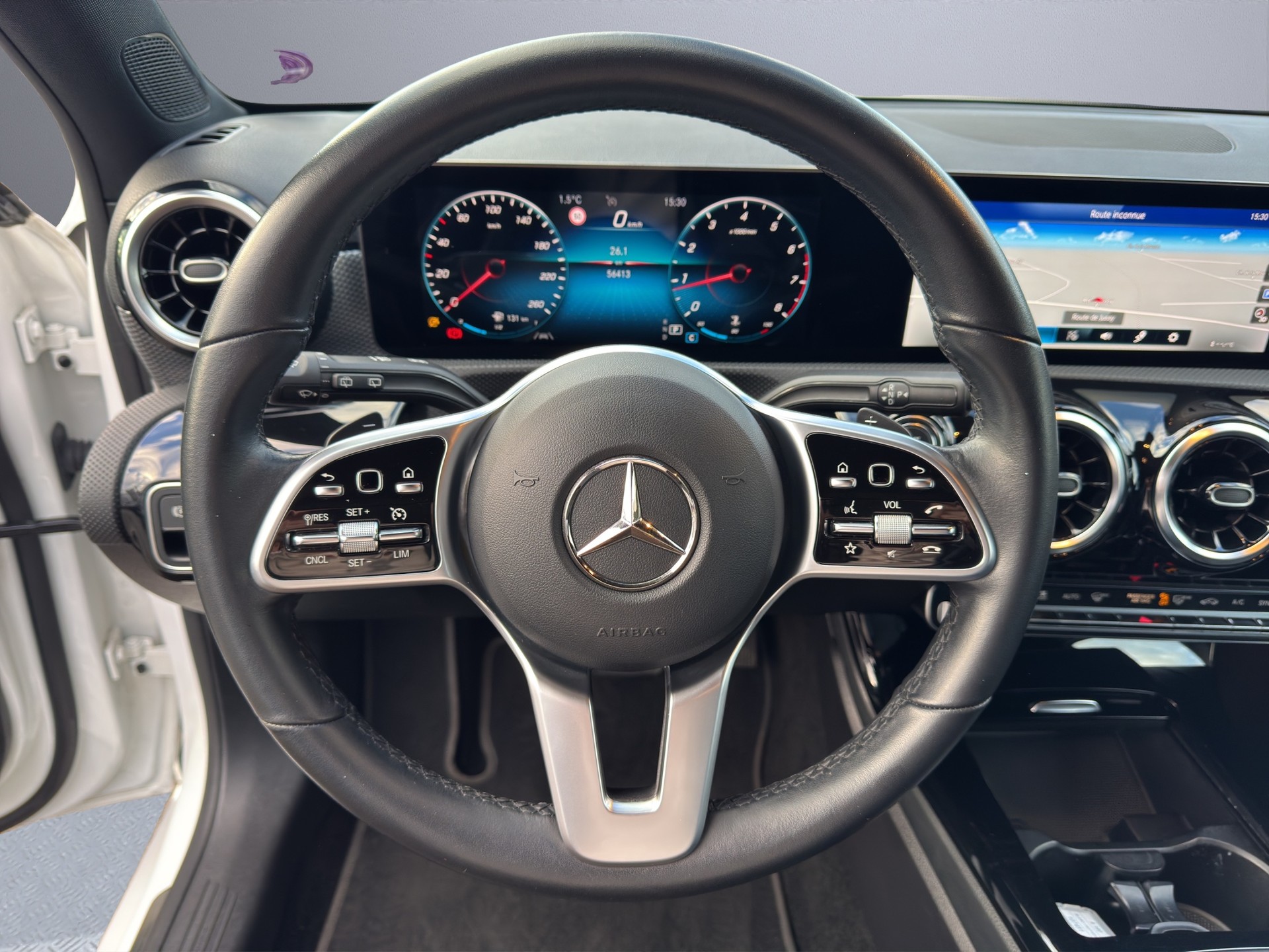MERCEDES-BENZ A 180 Night Star 7G-DCT-image-9
