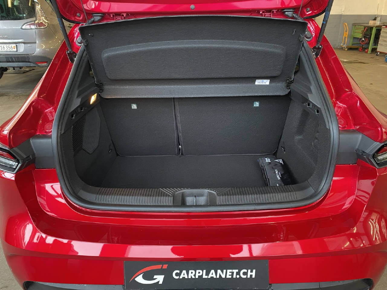 RENAULT Clio 1.8 E-Tech esprit Alpine-image-9