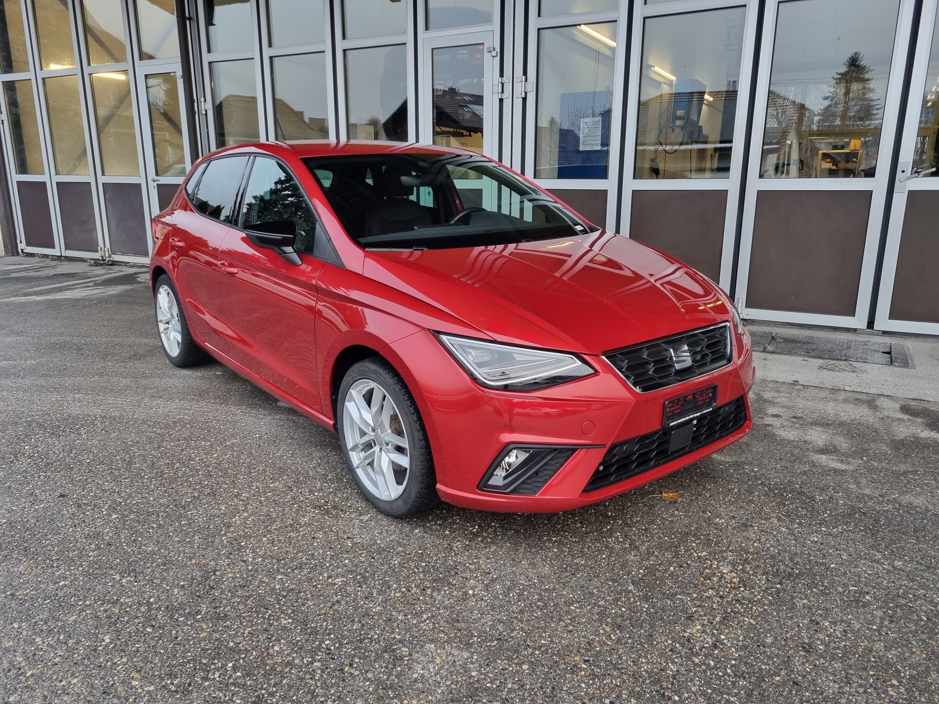 SEAT Ibiza 1.0 EcoTSI Hola FR DSG-showroom-element-1