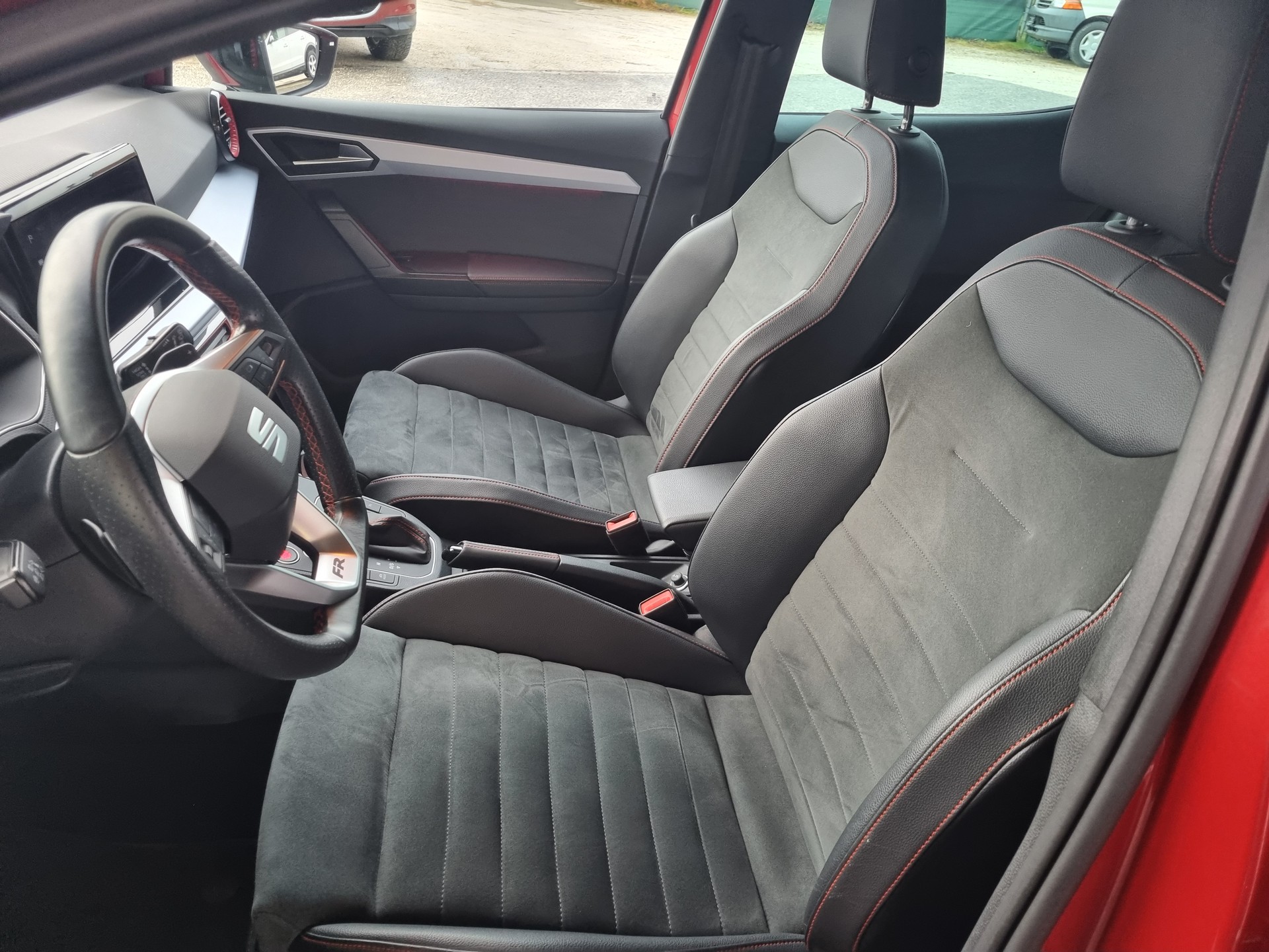 SEAT Ibiza 1.0 EcoTSI Hola FR DSG-image-7
