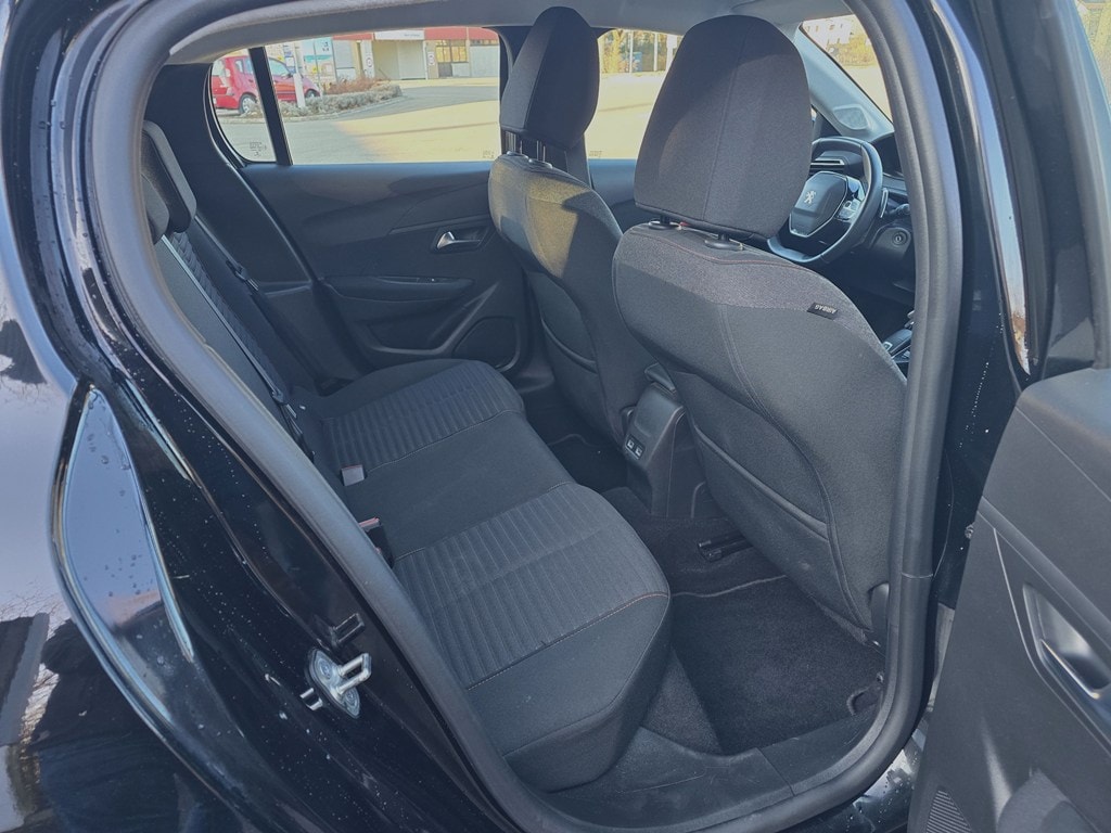 PEUGEOT 208 1.2 PureTech 100 Active Pack-image-14