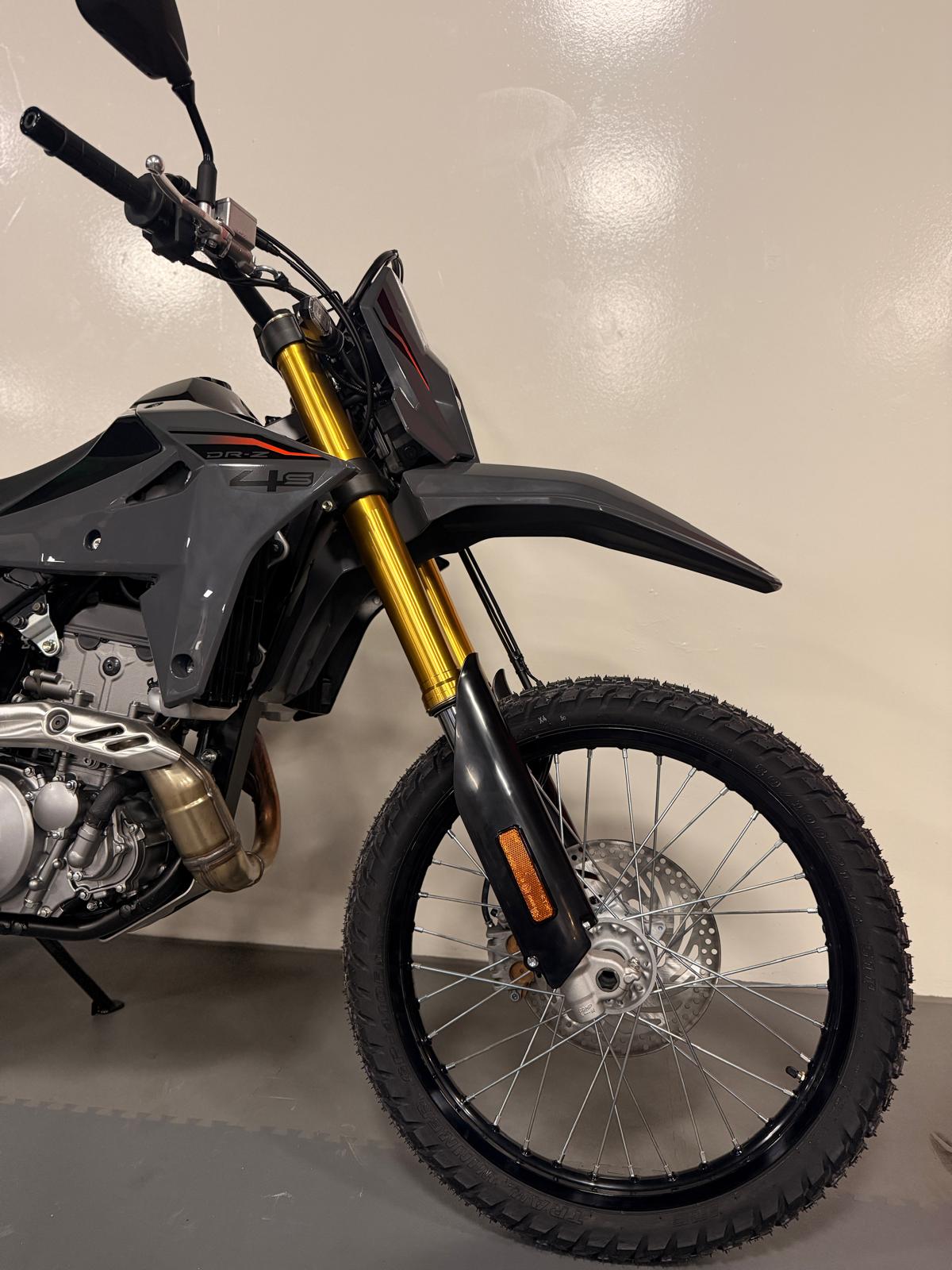 SUZUKI DR-Z4S-image-8