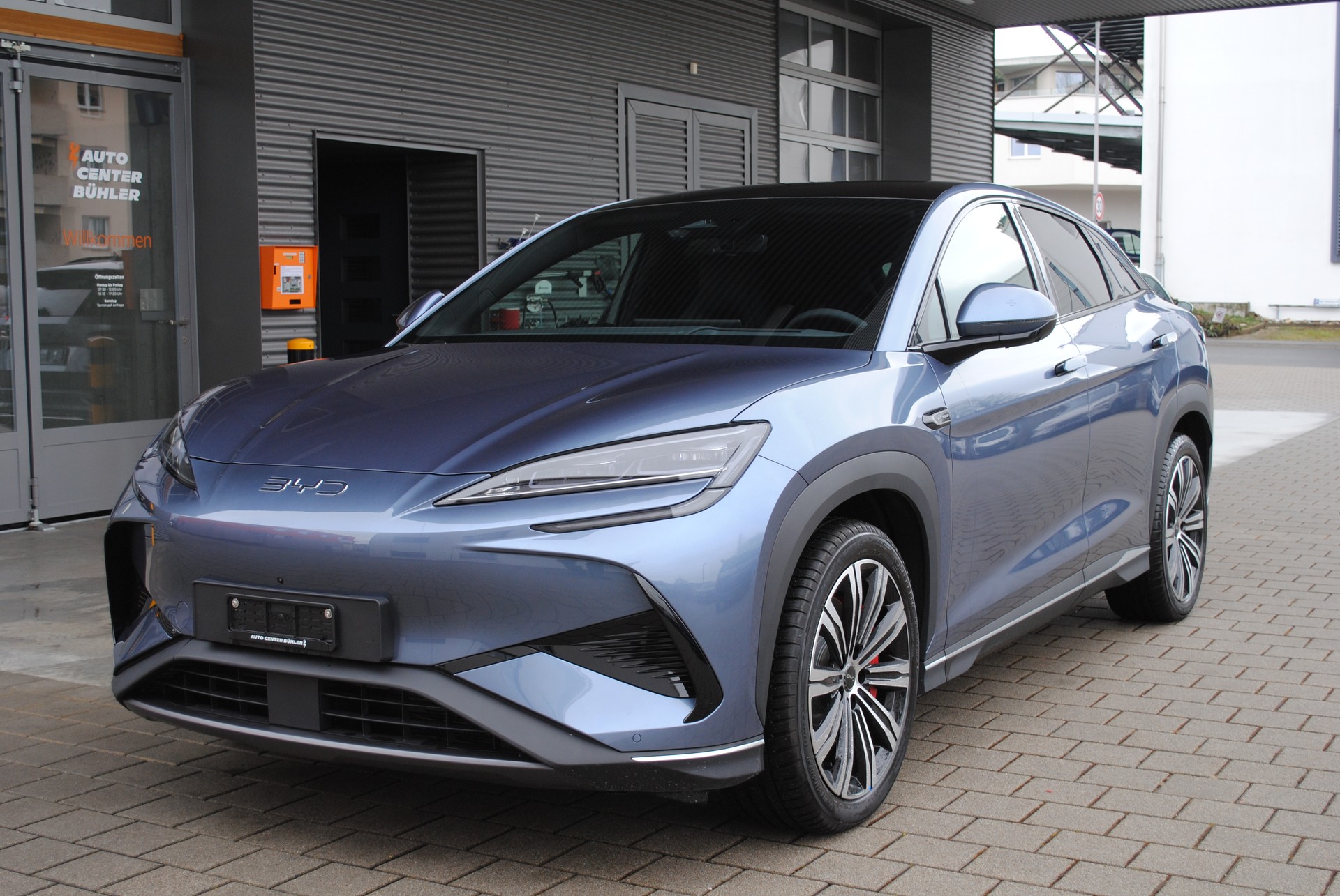 BYD Sealion 7 91,3 kWh Excellence AWD-showroom-element-2
