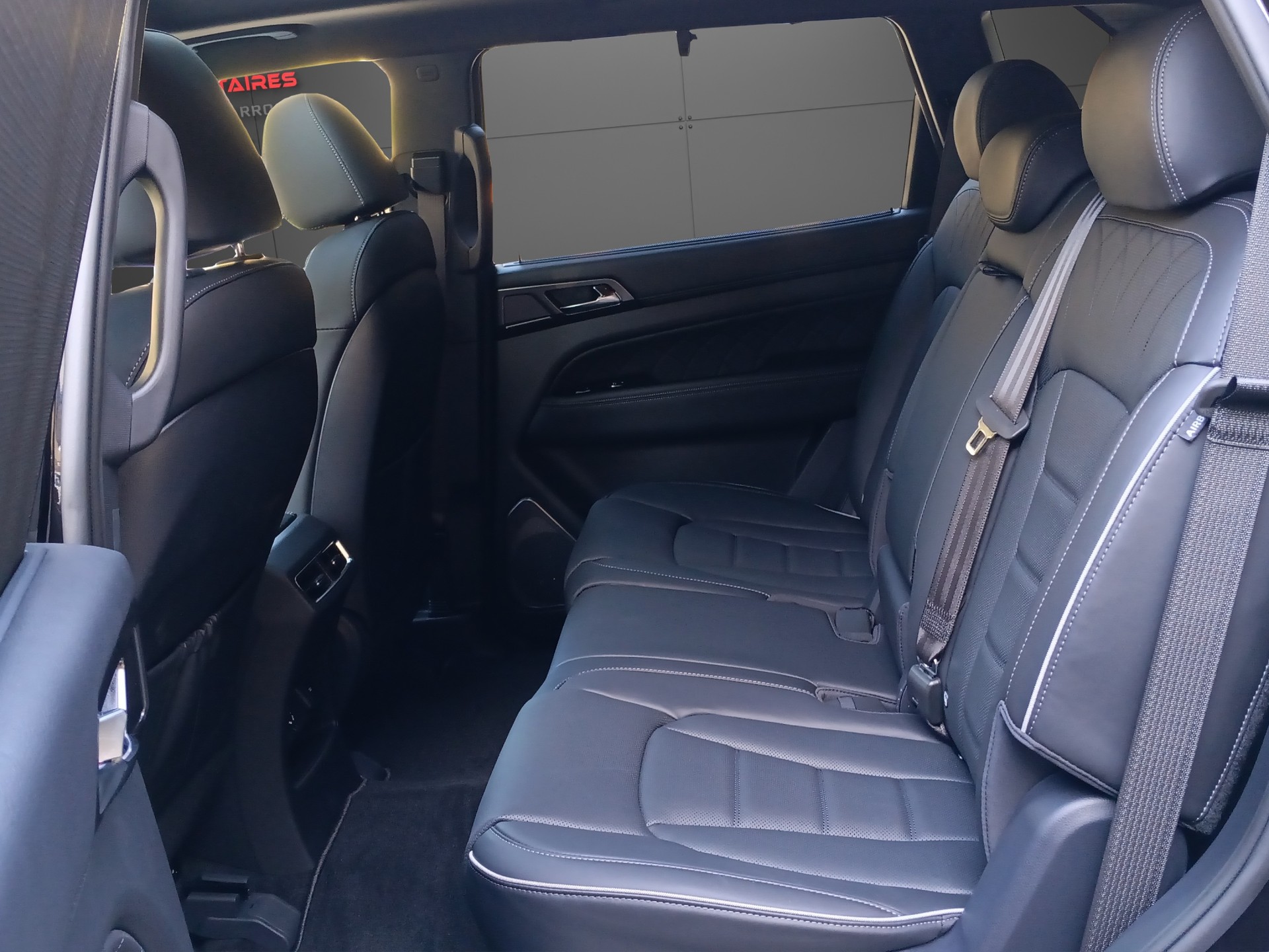 KGM-SsangYong Rexton 2.2 CRDi Blackline 4WD AT-image-11