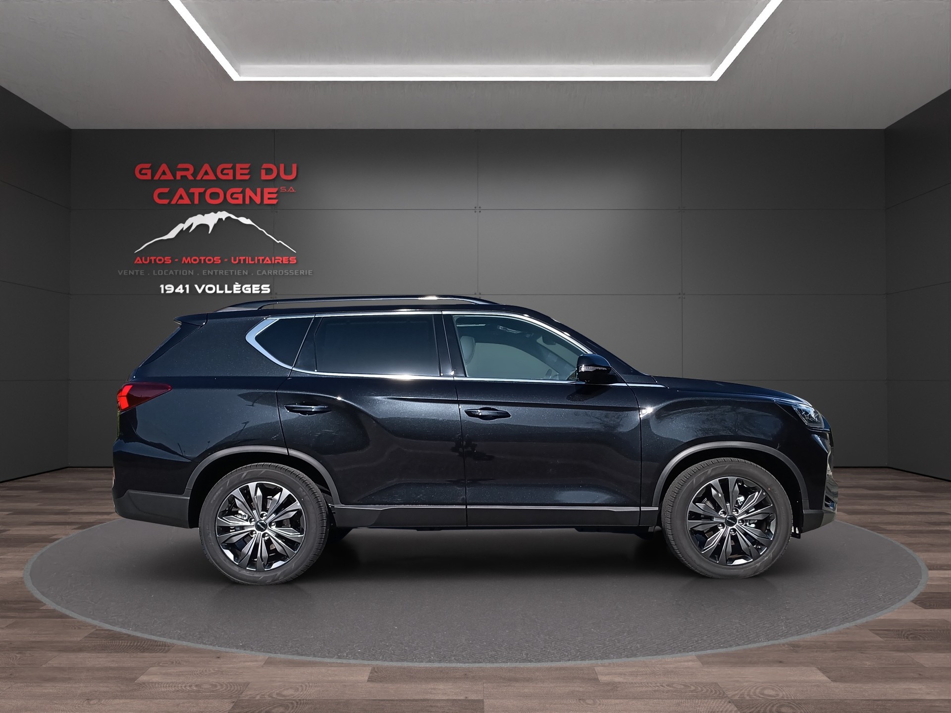 KGM-SsangYong Rexton 2.2 CRDi Blackline 4WD AT-image-7