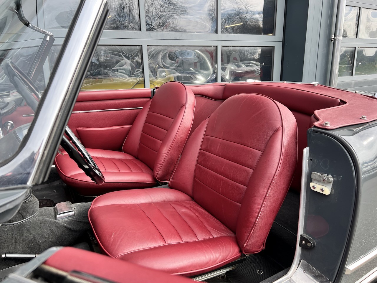 ALFA ROMEO 2000 Touring Spider-image-8