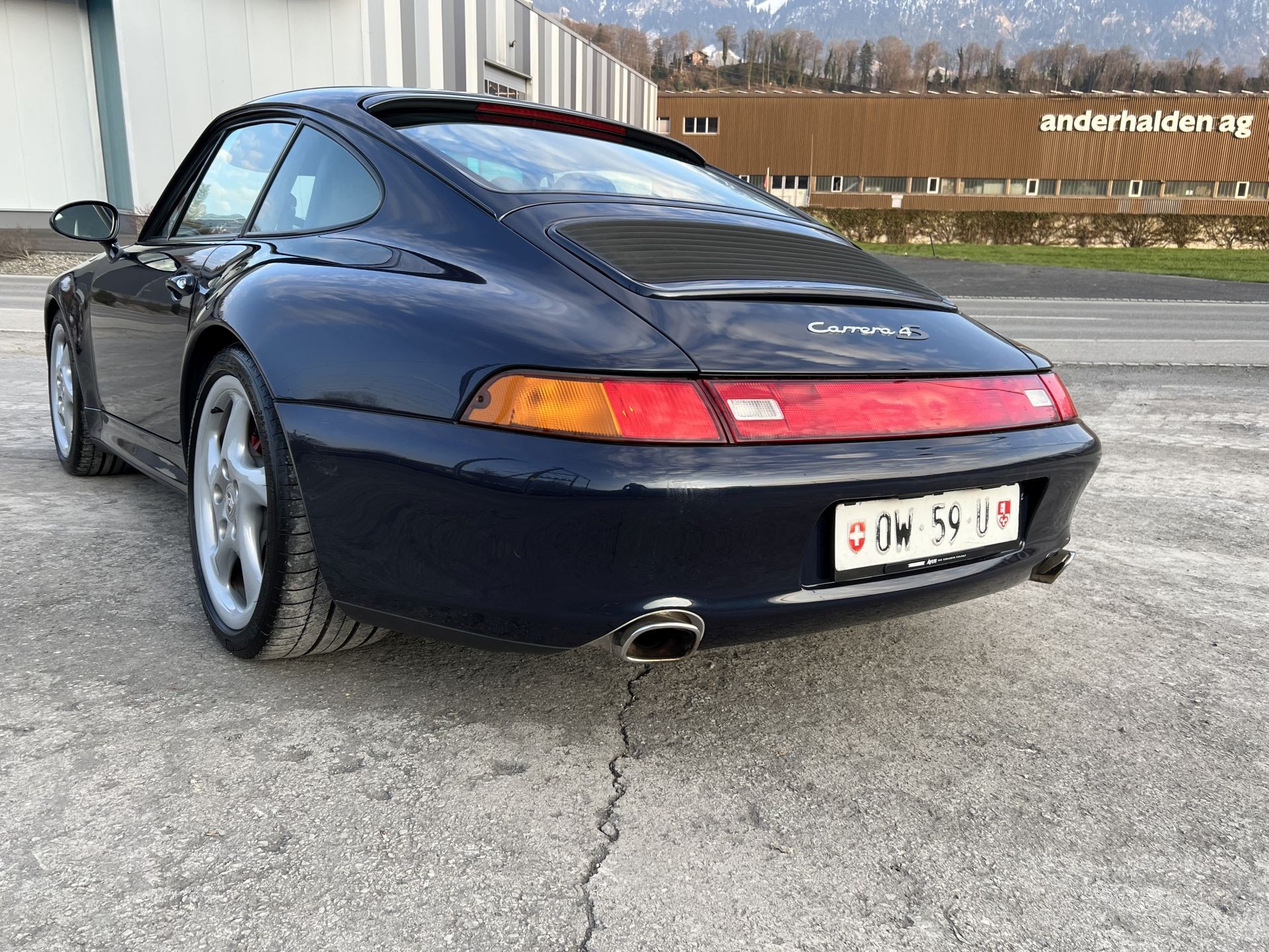 PORSCHE 911 Carrera 4S-image-11