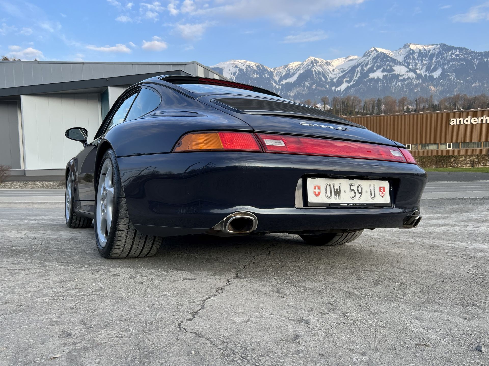 PORSCHE 911 Carrera 4S-image-10