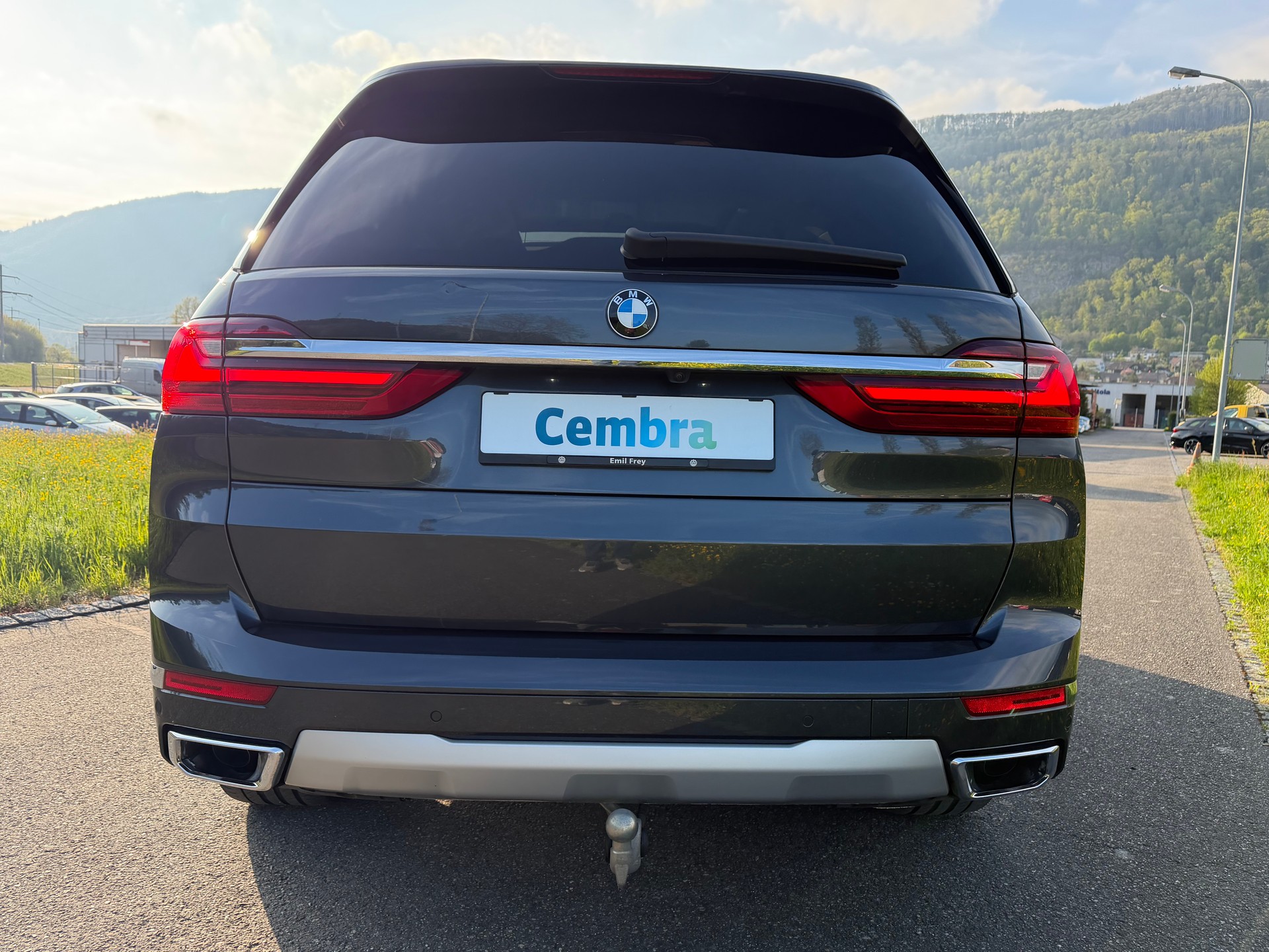 BMW 340 PS. X7 X-DRIVE 48V 40d STEPTRONIC. CH WAGEN. TOP AUSSTATTUNG !! PANORAMA + 7 PLÄTZER + AHK 3500. NEU AB MFK NEU AB SERVICE.-image-17