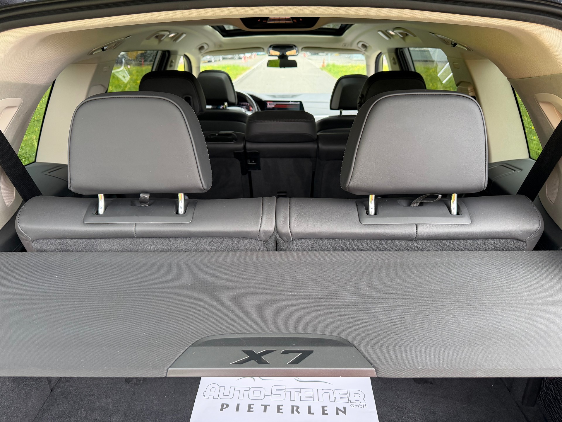 BMW 340 PS. X7 X-DRIVE 48V 40d STEPTRONIC. CH WAGEN. TOP AUSSTATTUNG !! PANORAMA + 7 PLÄTZER + AHK 3500. NEU AB MFK NEU AB SERVICE.-image-6