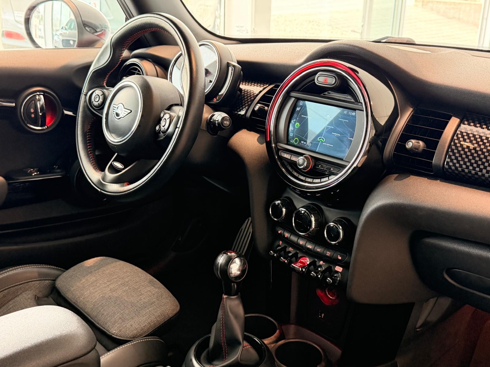 MINI Cooper S ** Frisch ab MFK & Service**-image-16