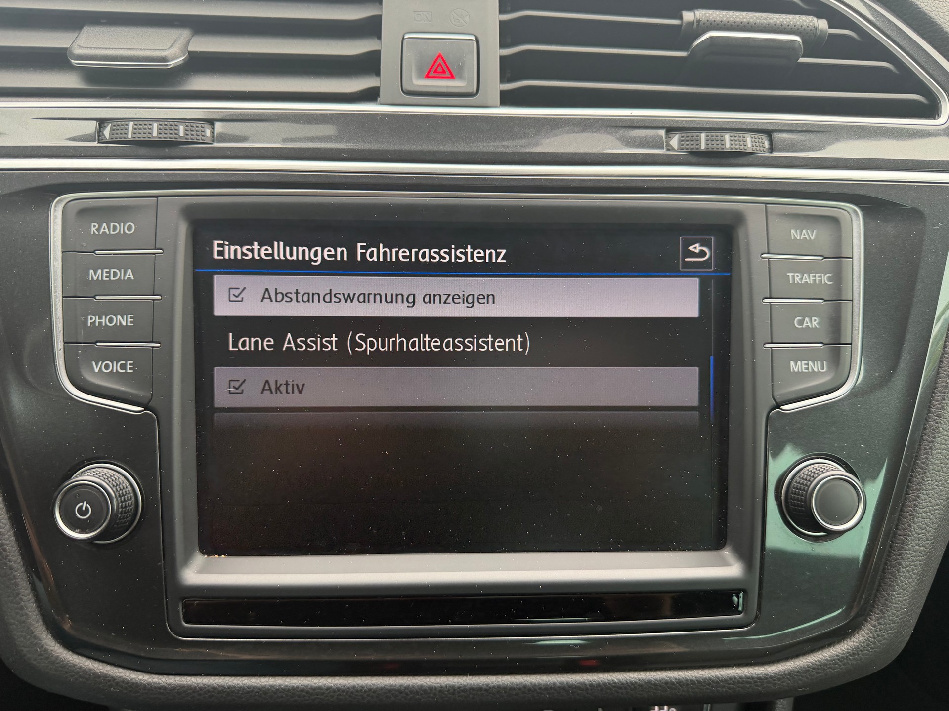 VW Tiguan 2.0 TDI SCR Highline4Motion DSG R-Line-image-23