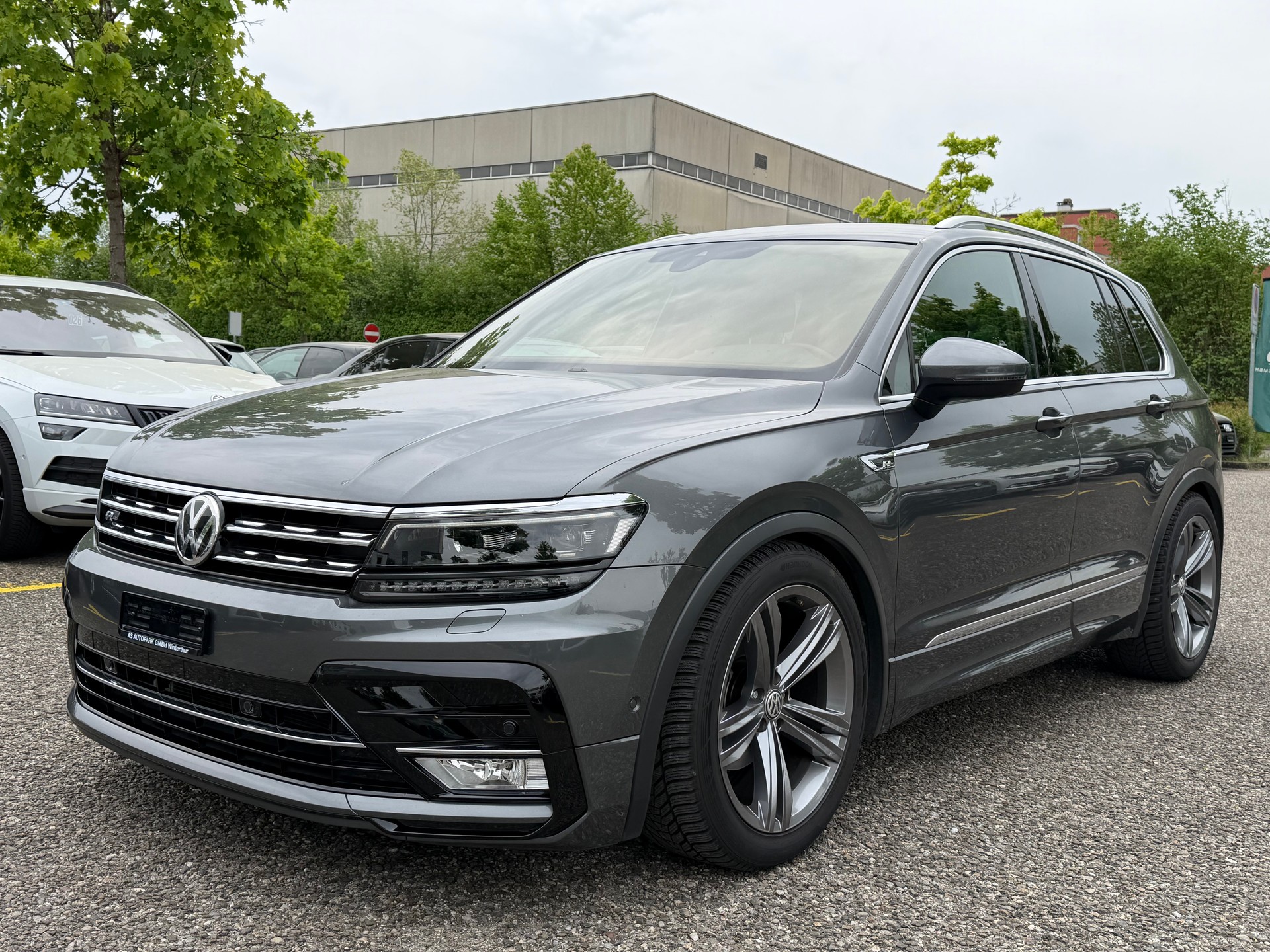 VW Tiguan 2.0 TDI SCR Highline4Motion DSG R-Line