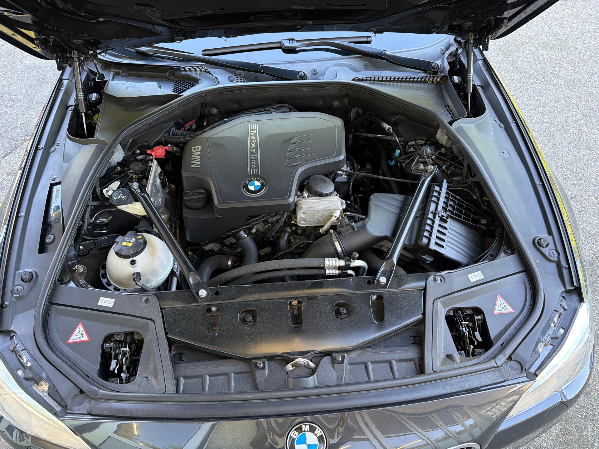 BMW 528i Touring xDrive Steptronic-image-26