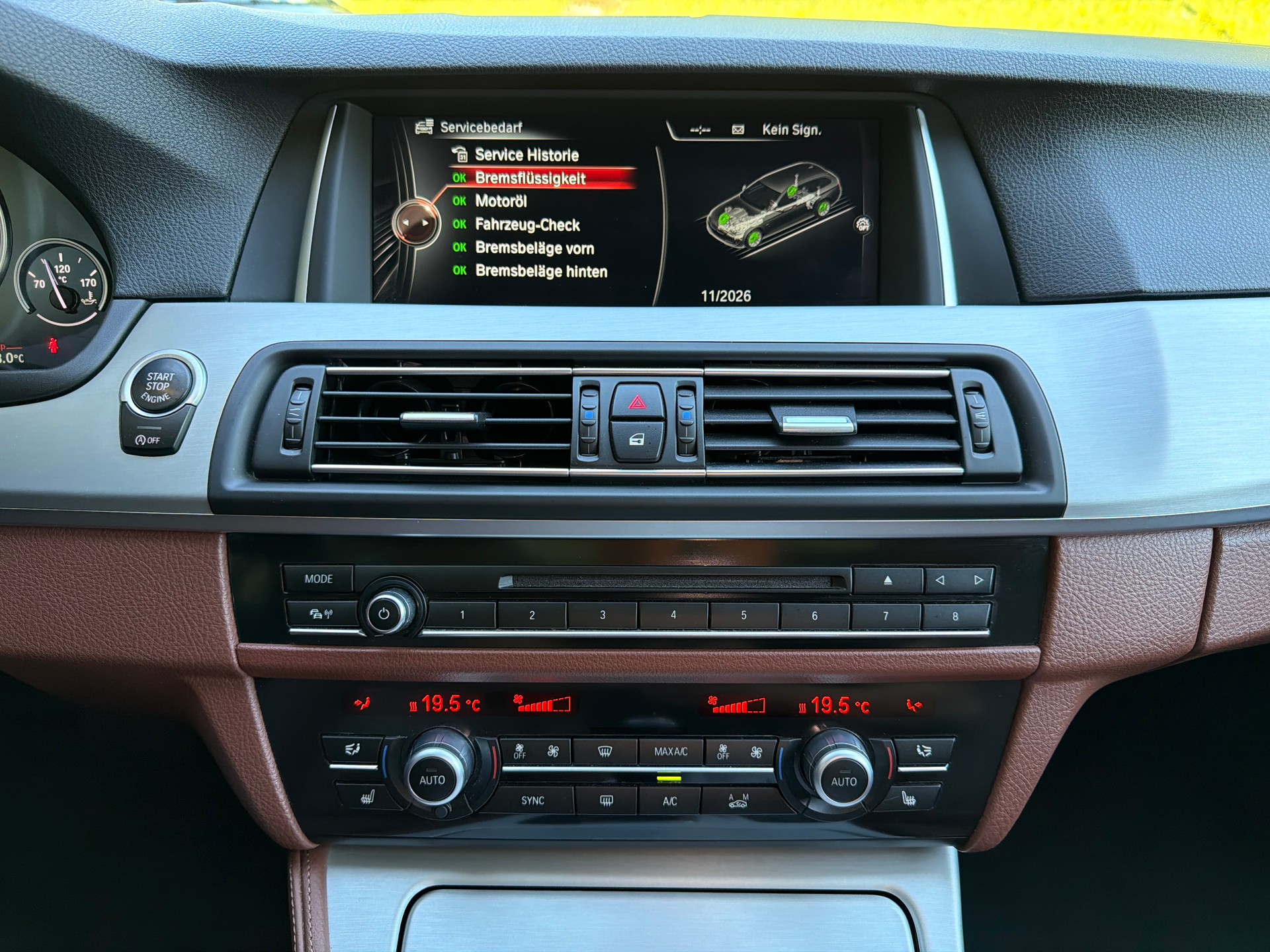 BMW 528i Touring xDrive Steptronic-image-15