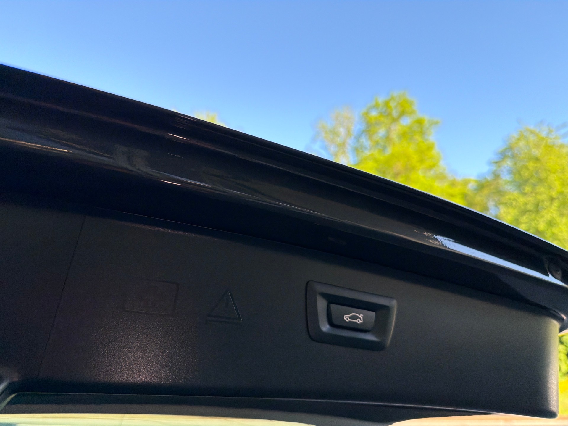 BMW 528i Touring xDrive Steptronic-image-25