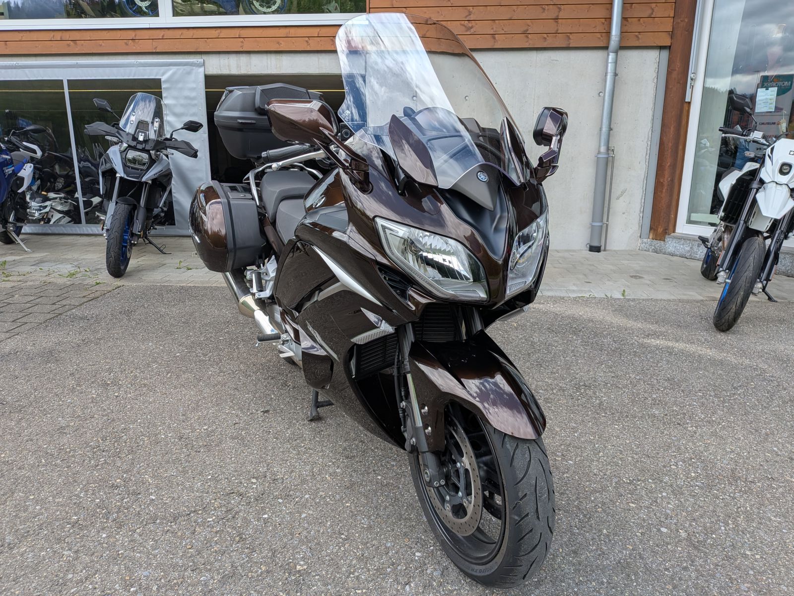 YAMAHA FJR 1300 AE ABS-image-1
