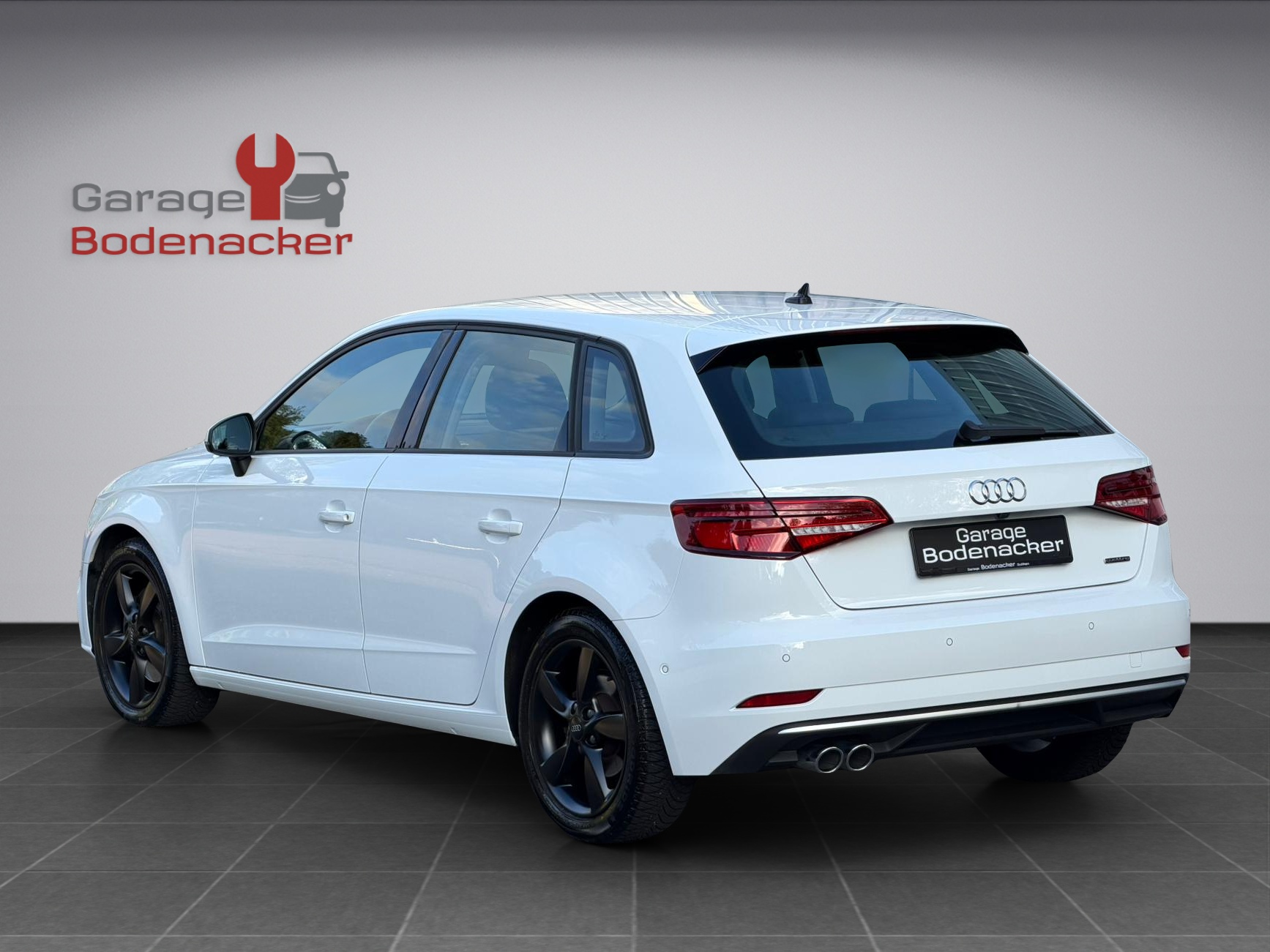AUDI A3 Sportback 40 TDI Sport Attraction quattro S-tronic * AHK * Standheizung *-image-3