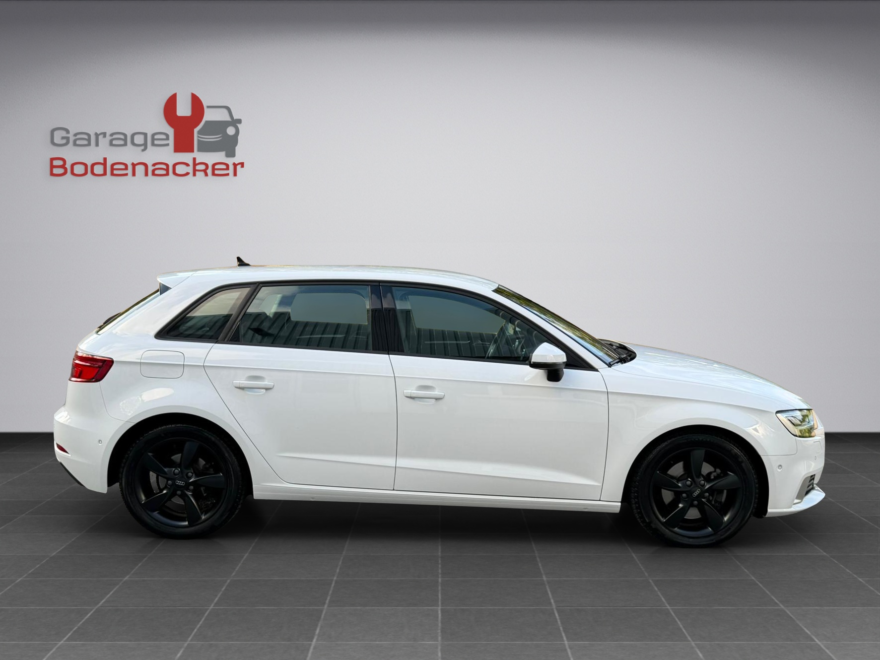 AUDI A3 Sportback 40 TDI Sport Attraction quattro S-tronic * AHK * Standheizung *-image-5