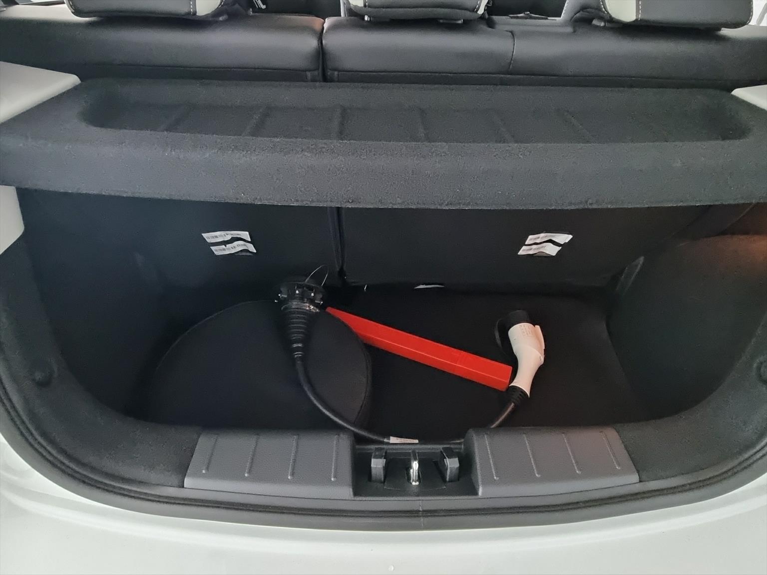 JAC e-JS1 Elektro 31kWh 330km Reichweite-image-15