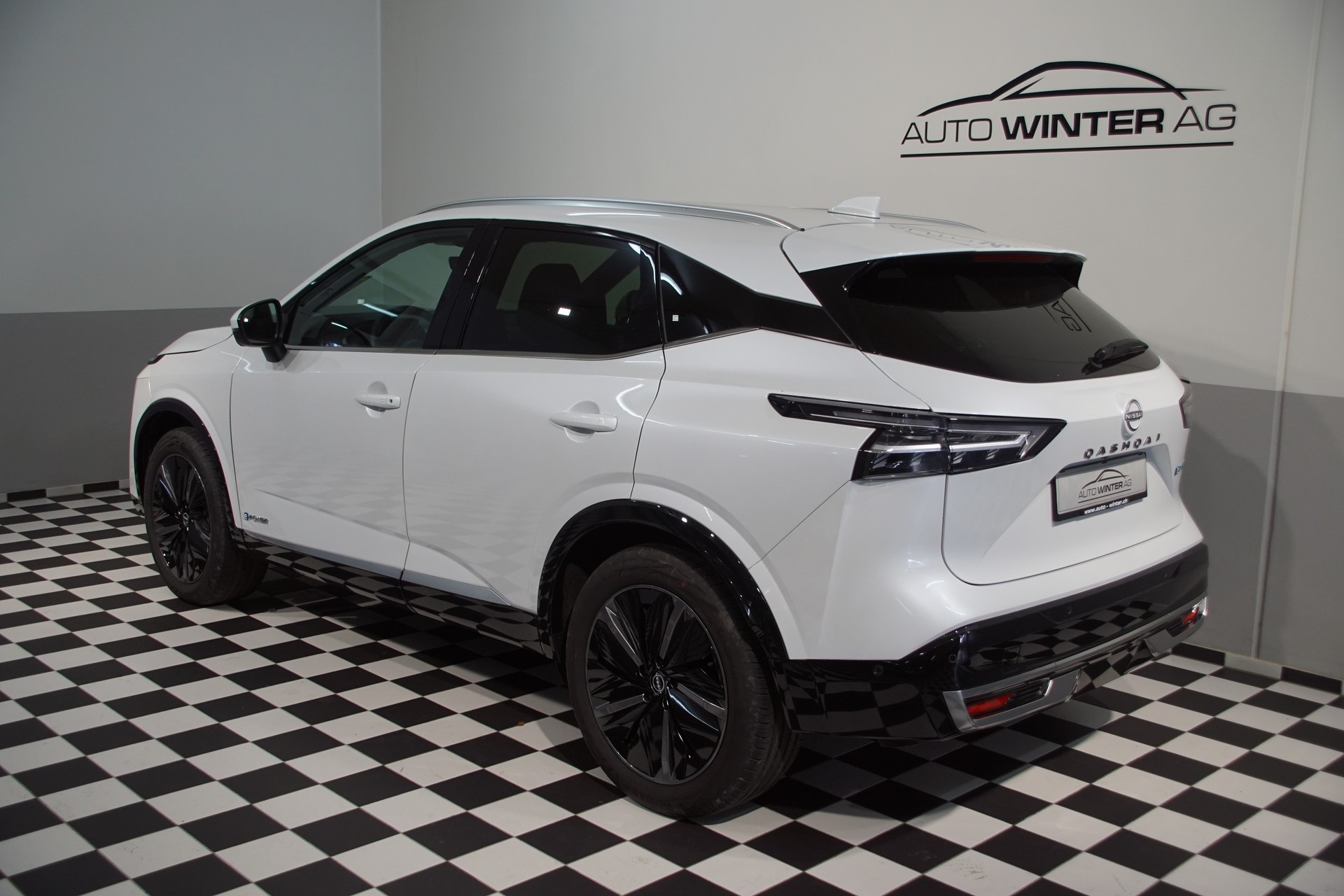 NISSAN Qashqai 1.5 VC-T e-Power Tekna ++SWISS++-image-5