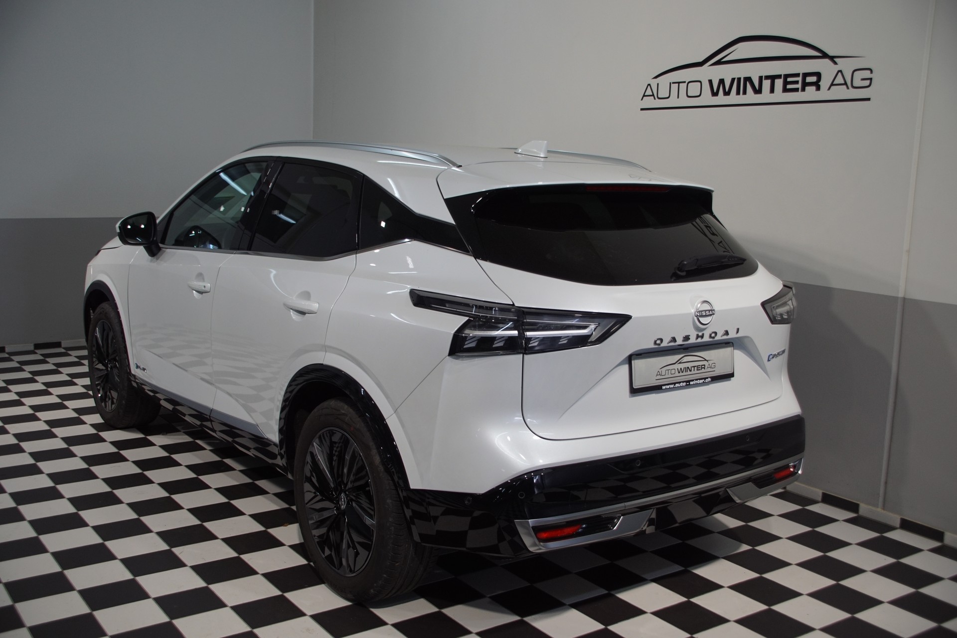 NISSAN Qashqai 1.5 VC-T e-Power Tekna ++SWISS++-image-7