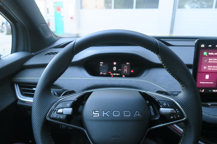 SKODA Elroq RS 4x4-image-14