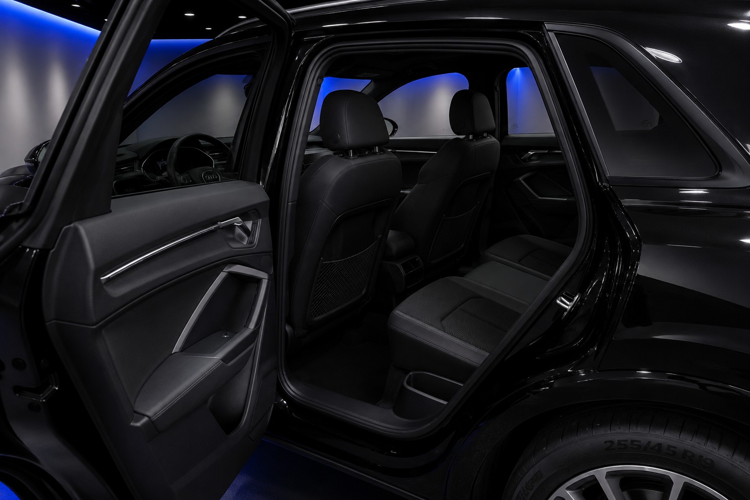 AUDI Q3 35 TFSI S line Attraction S-tronic-image-9