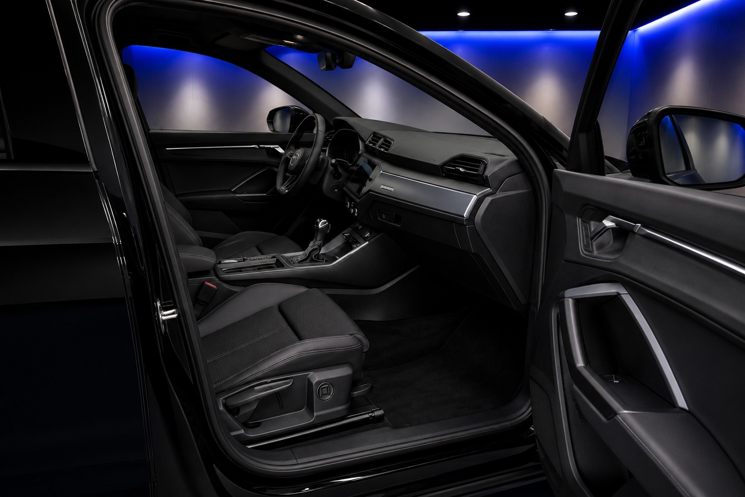 AUDI Q3 35 TFSI S line Attraction S-tronic-image-11