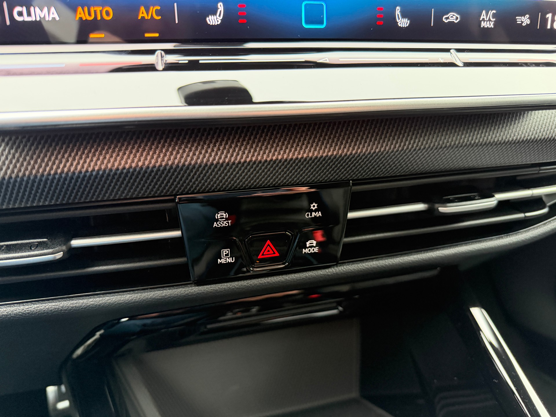 VW Golf 2.0 TSI R-Line DSG 4 Motion-image-17