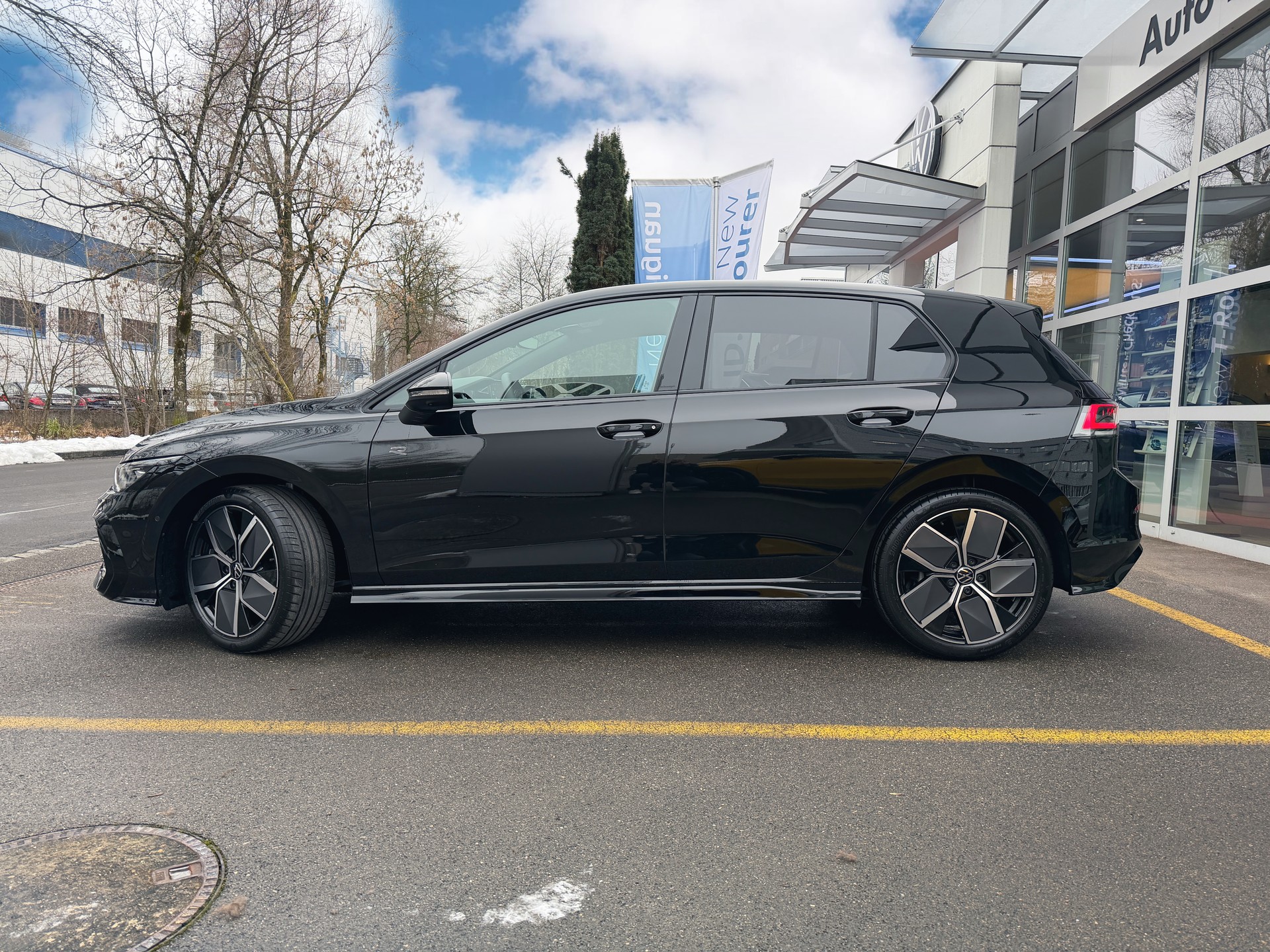 VW Golf 2.0 TSI R-Line DSG 4 Motion-showroom-element-3