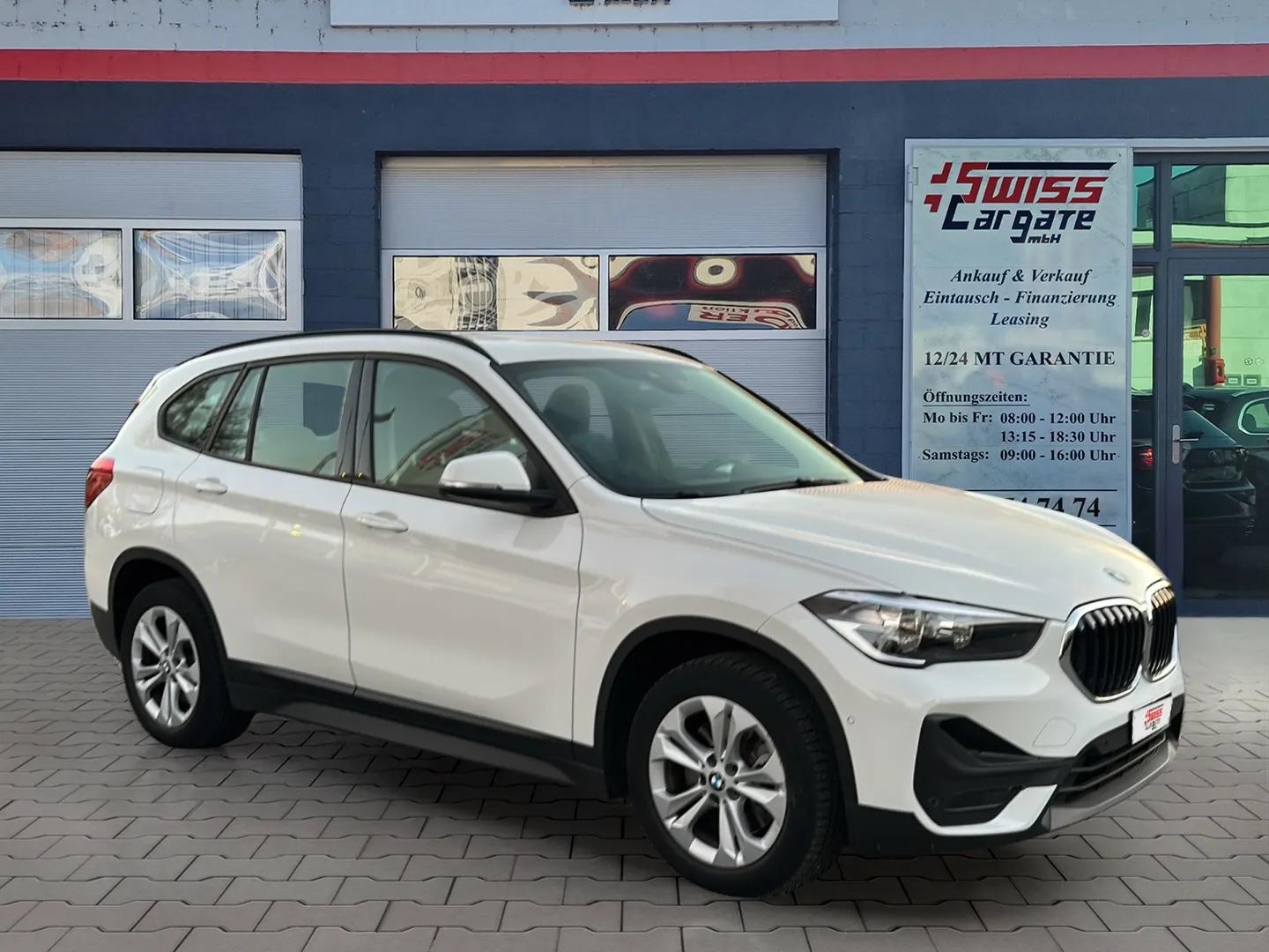 BMW X1 xDrive 25e Steptronic-showroom-element-1